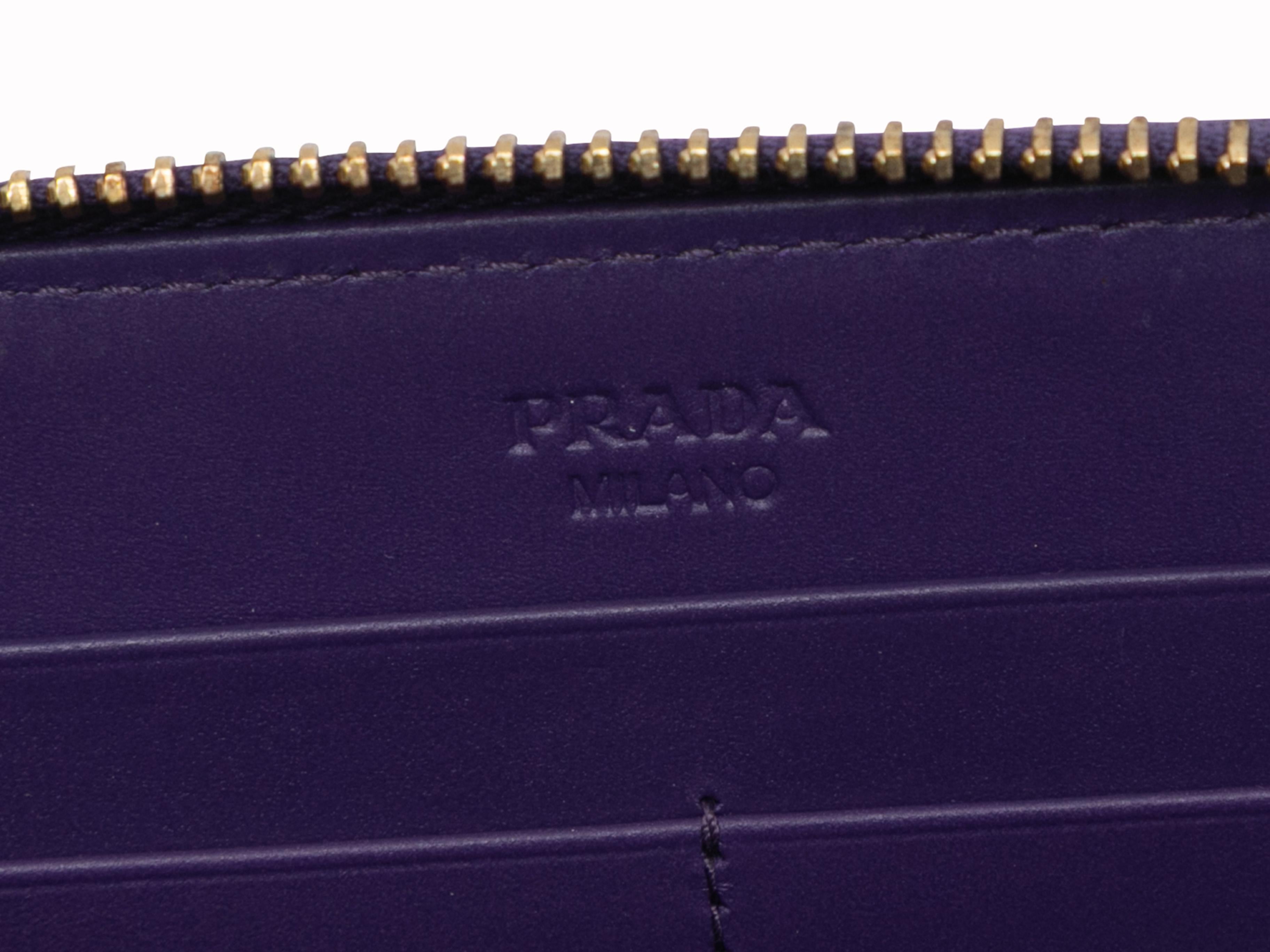 Purple Prada Patent Saffiano Fiocco Continental Wallet In Good Condition For Sale In New York, NY