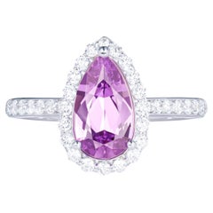 Bague en or blanc 18 carats avec saphir violet de 1,23 carat et diamants