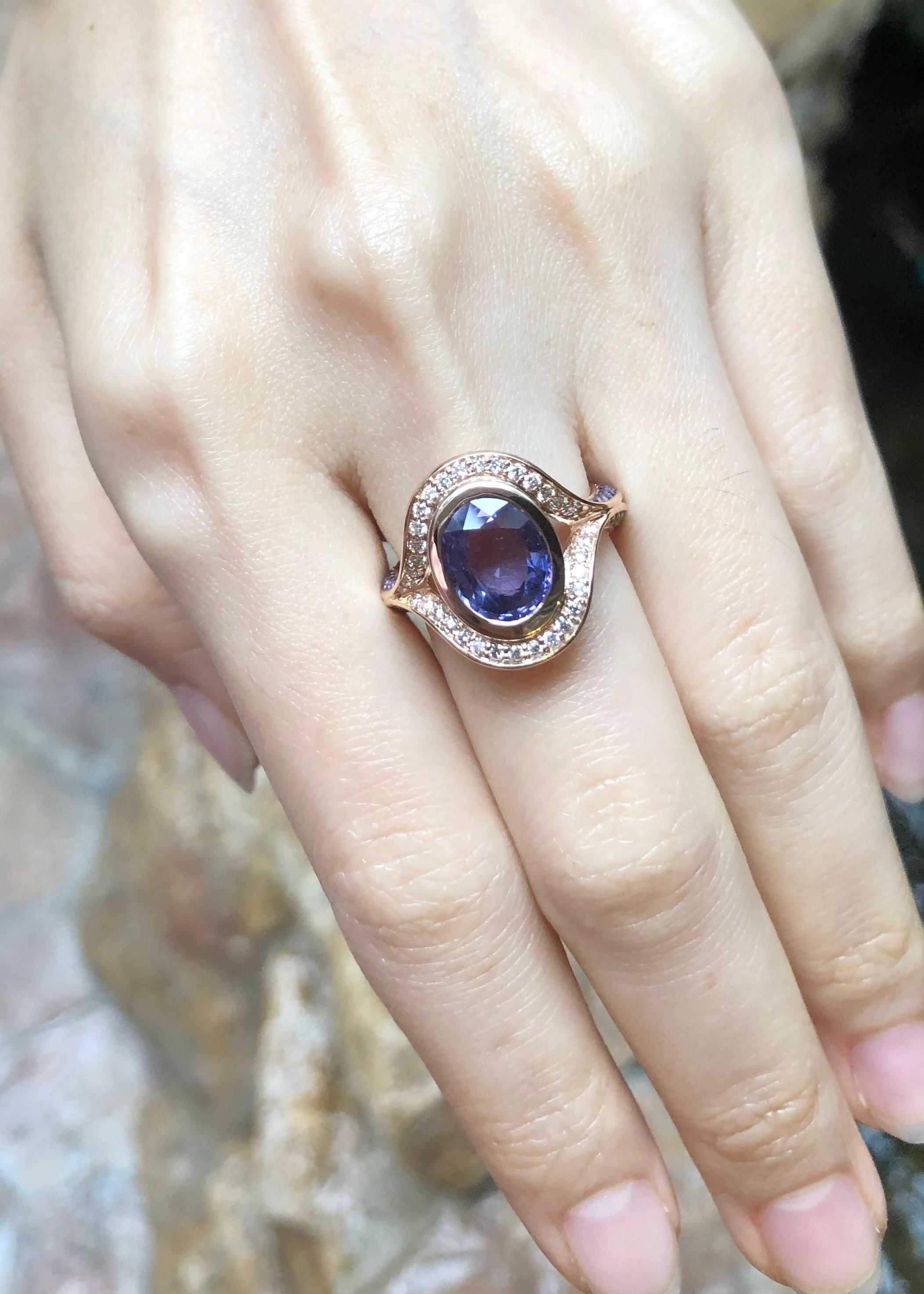 Purple Sapphire 3.18 carats with Purple Sapphire 0.69 carat and Brown Diamond 0.29 carat Ring set in 18K Rose Gold Settings

Width:  1.7 cm 
Length: 1.7 cm
Ring Size: 53
Total Weight: 8.07 grams

