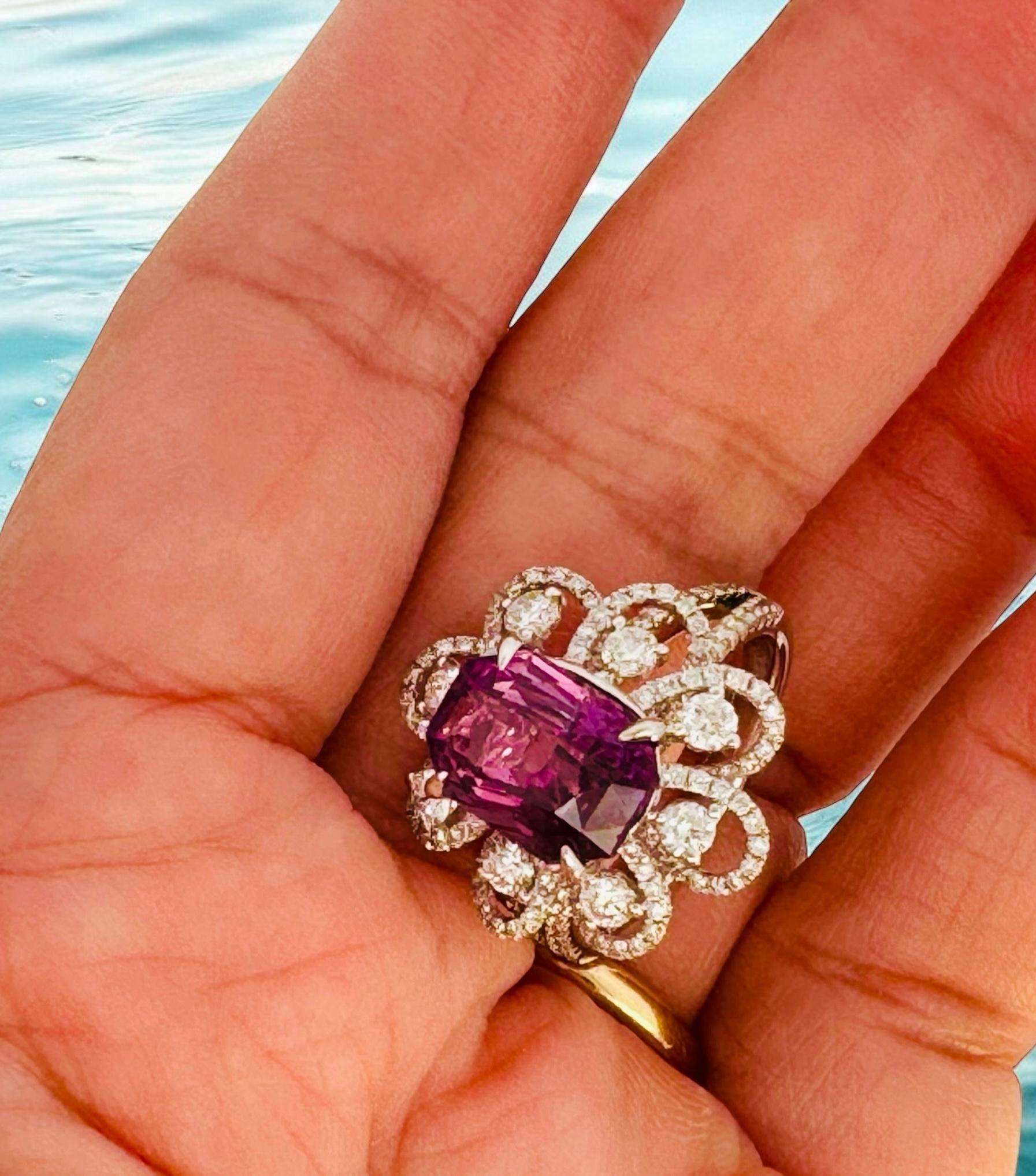 da uomo o donna Anello con abito floreale in zaffiro viola e diamanti in vendita