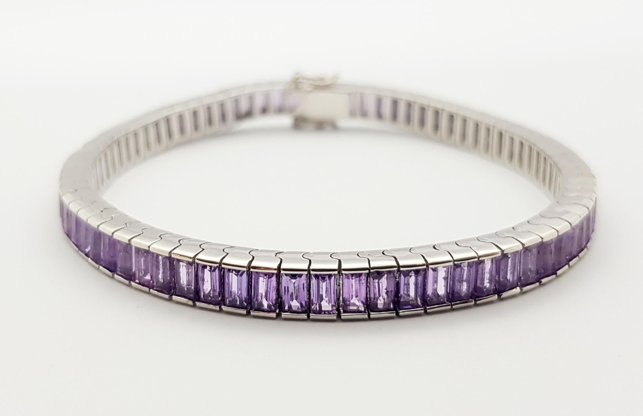 Purple Sapphire Bracelet Set in 18 Karat White Gold Settings For Sale 1