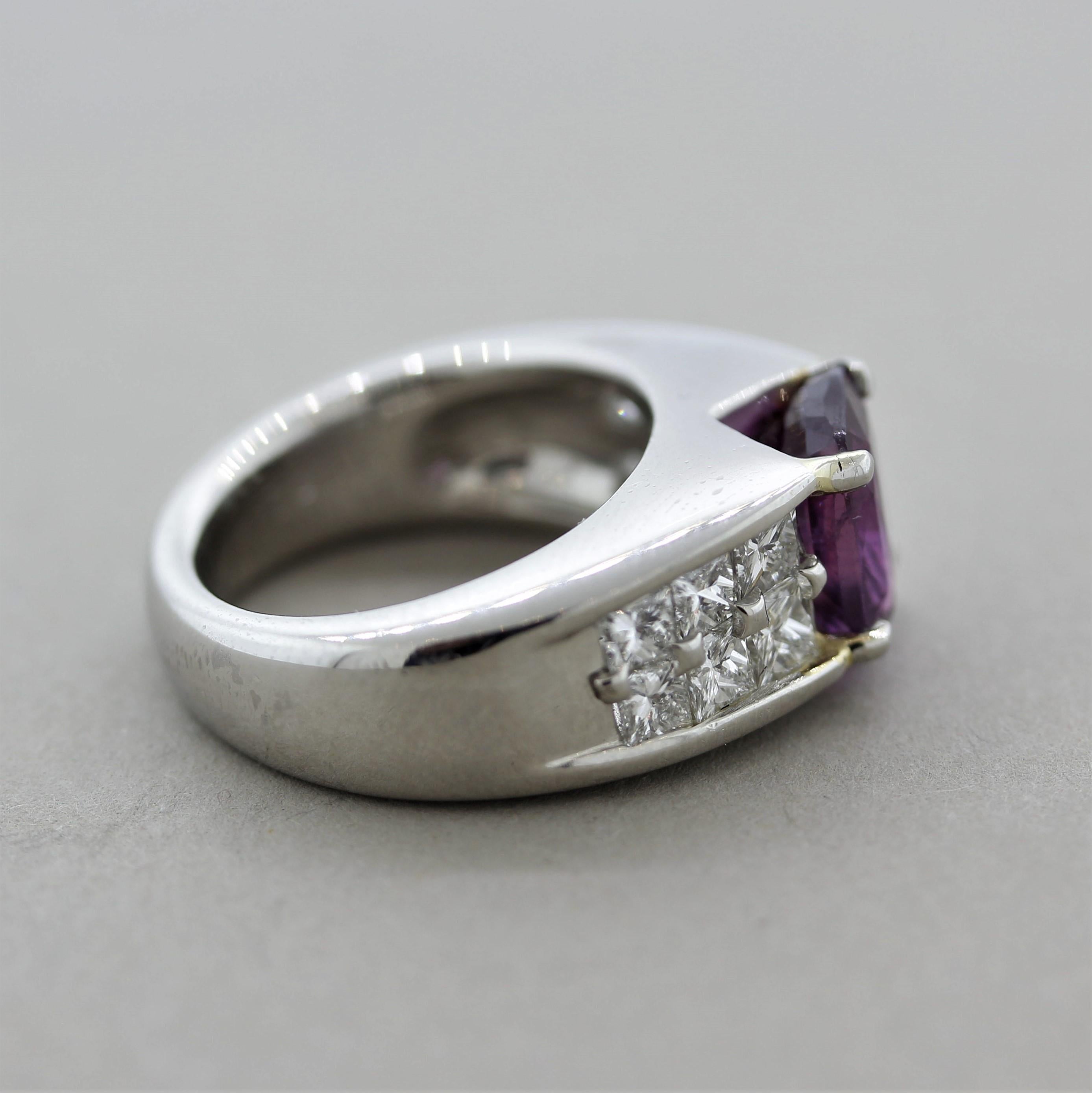 Purple Sapphire Diamond Platinum Ring In New Condition For Sale In Beverly Hills, CA