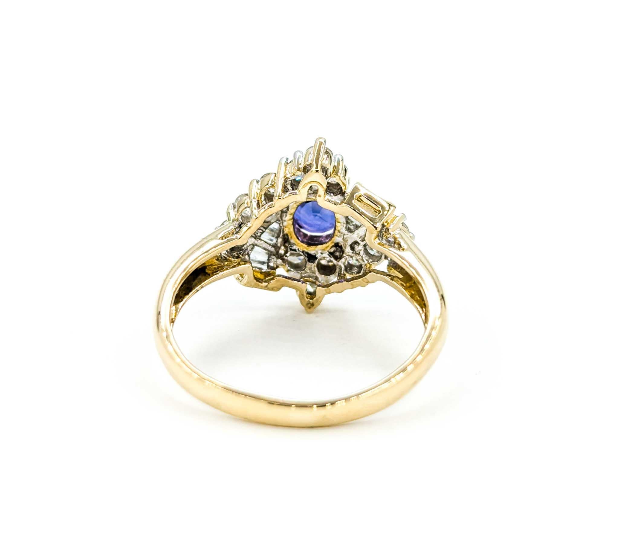 Anillo de Zafiro Violeta y Diamante en Oro Amarillo de 14k en venta 1
