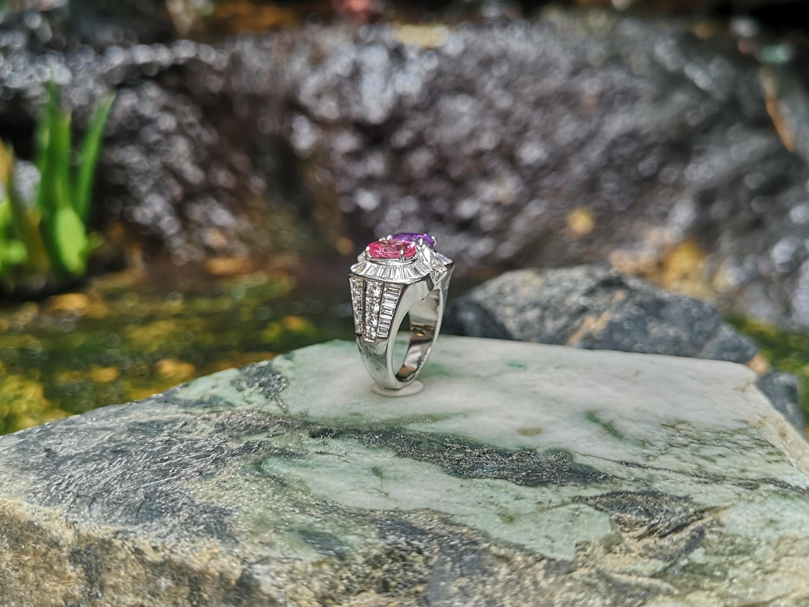Purple Sapphire, Pink Sapphire and Diamond Ring Set in 18 Karat White Gold For Sale 5