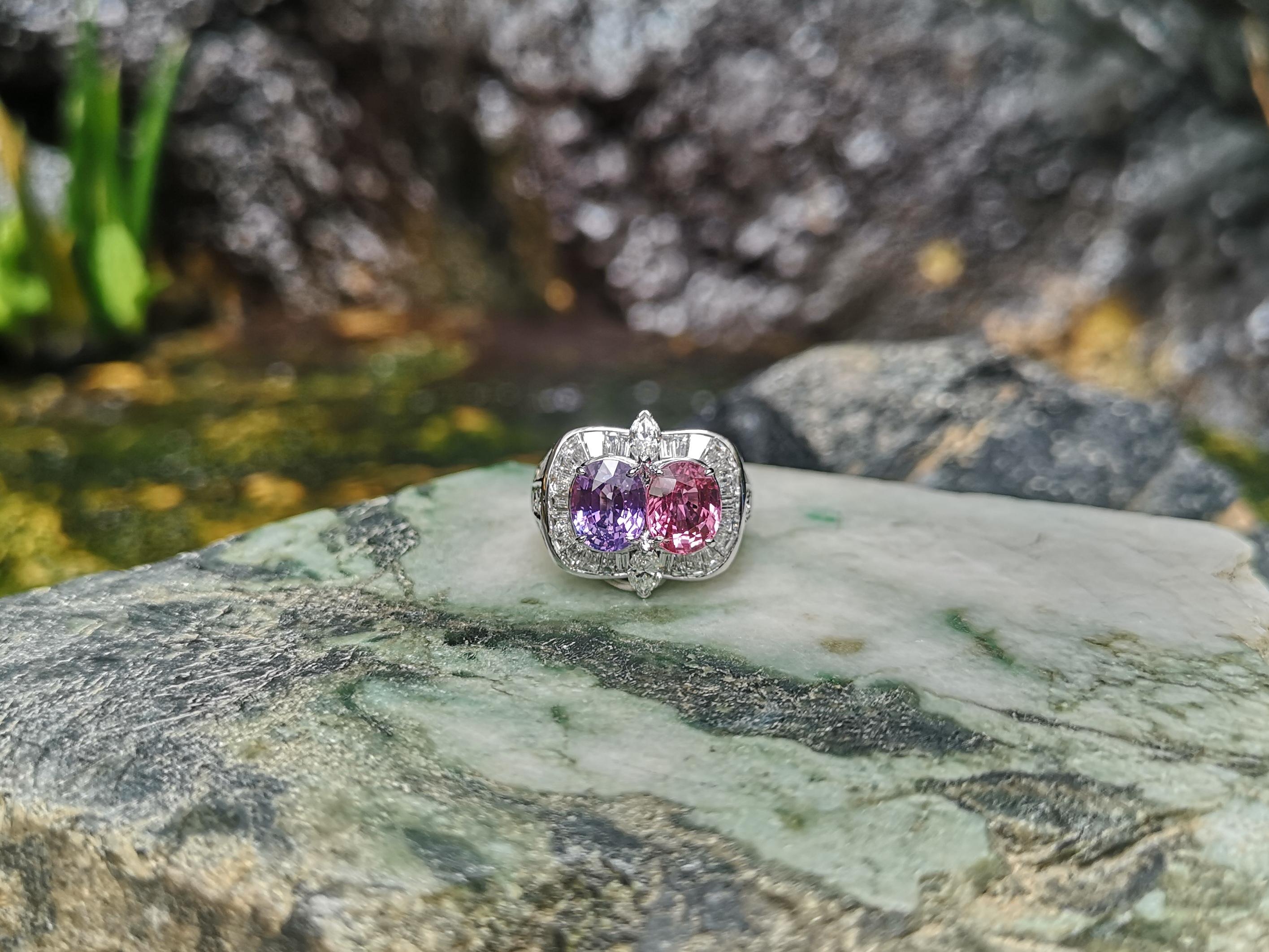 Women's or Men's Purple Sapphire, Pink Sapphire and Diamond Ring Set in 18 Karat White Gold For Sale