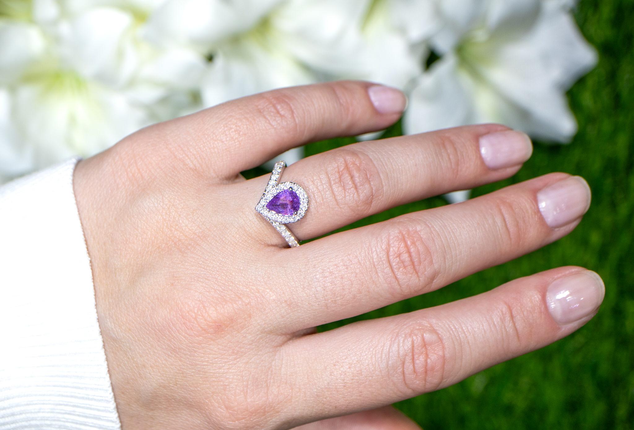 Pear Cut Purple Sapphire Ring With Diamond Halo Setting 1.78 Carats 18K Gold For Sale