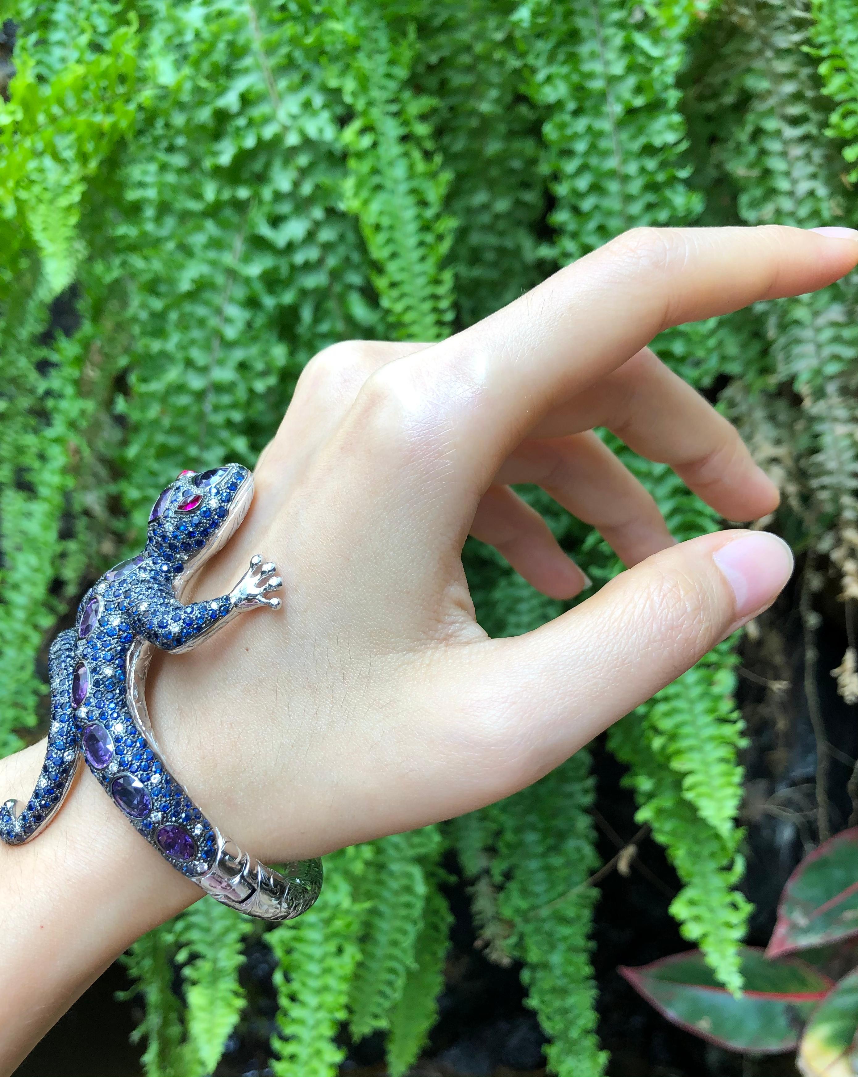 blue and purple lizard