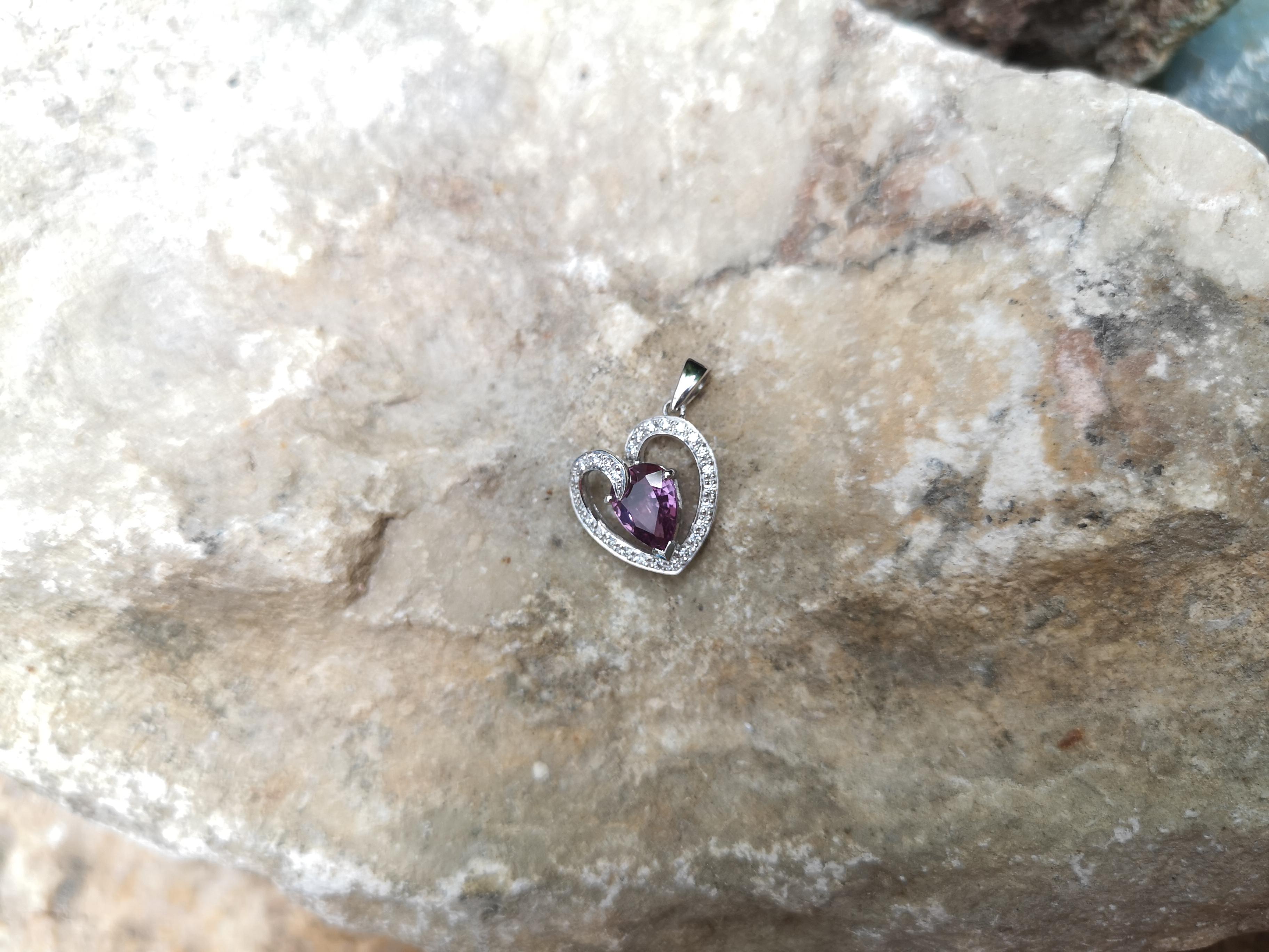 Pear Cut Purple Sapphire with Diamond Heart Pendant Set in 18 Karat White Gold Settings For Sale