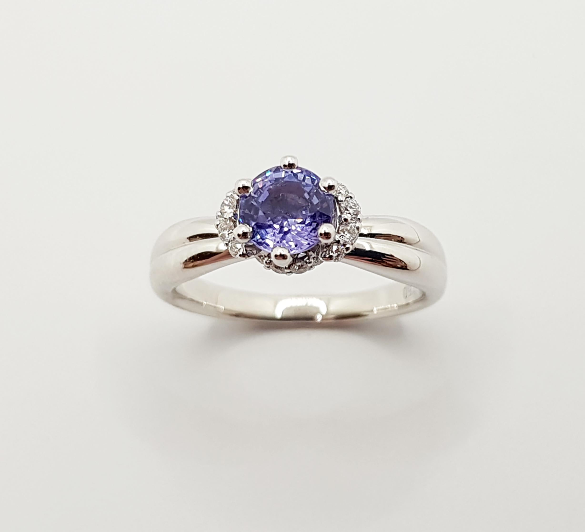 Purple Sapphire with Diamond Ring set in 18 Karat White Gold Settings For Sale 4
