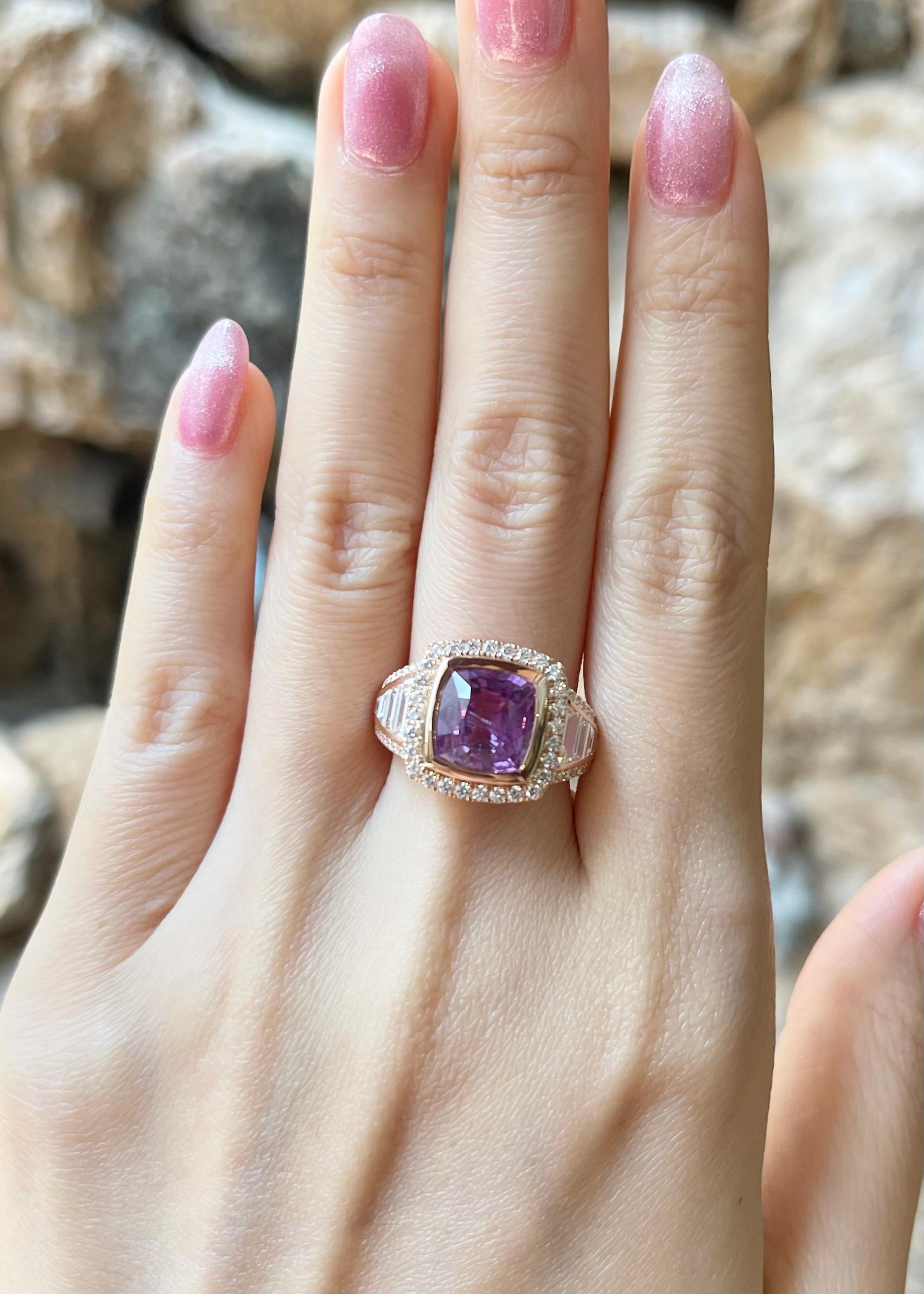 GIA Certified Unheated Purple Sapphire 4.59 carats with Diamond 1.42 carats Ring set in 18K Rose Gold Settings
(GIA Certified)

Width:  1.0 cm 
Length: 1.0 cm
Ring Size: 54
Total Weight: 9.26 grams

