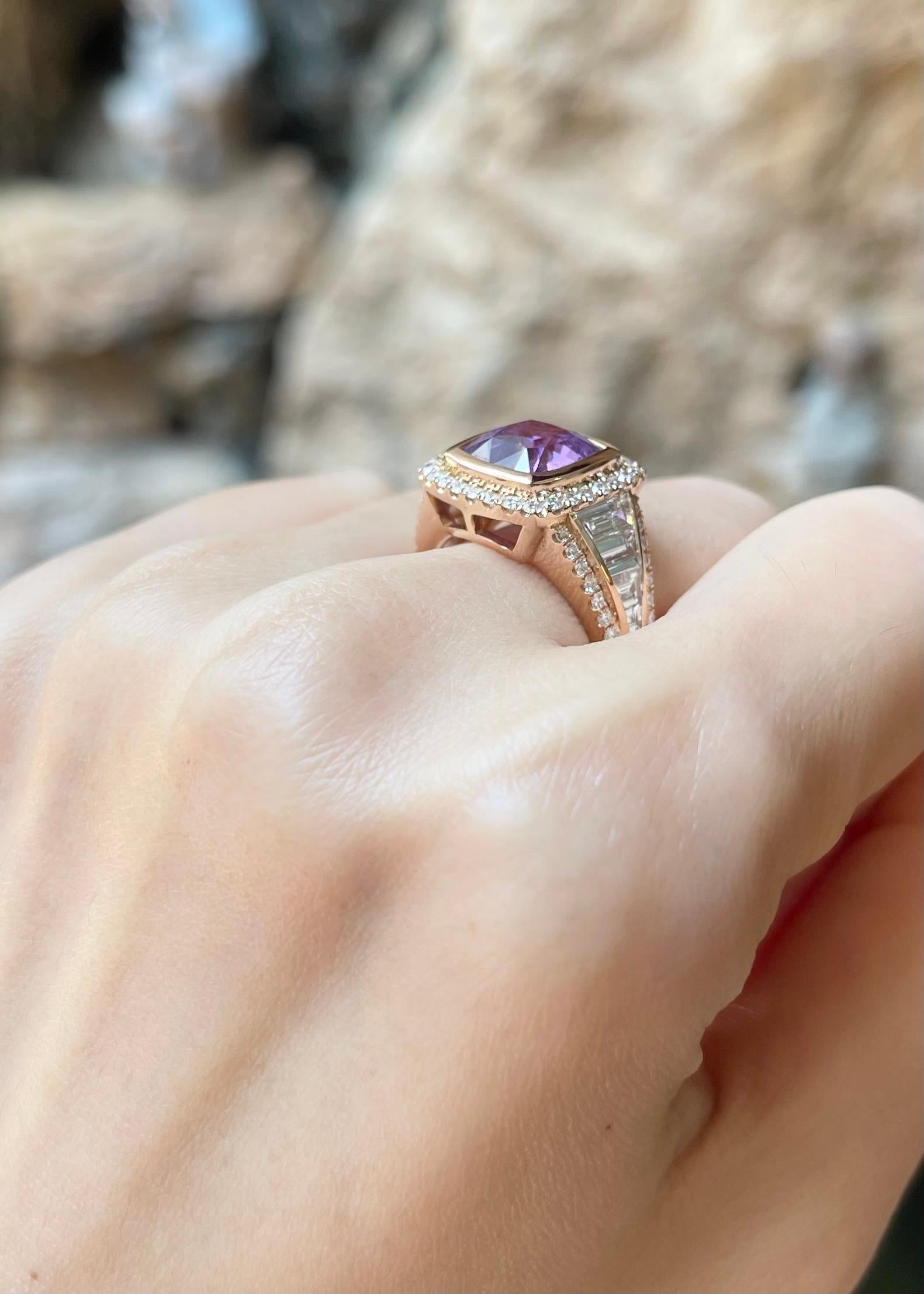 Women's or Men's GIA Certified Unheated Purple Sapphire with Diamond Ring set in 18K Rose Gold For Sale