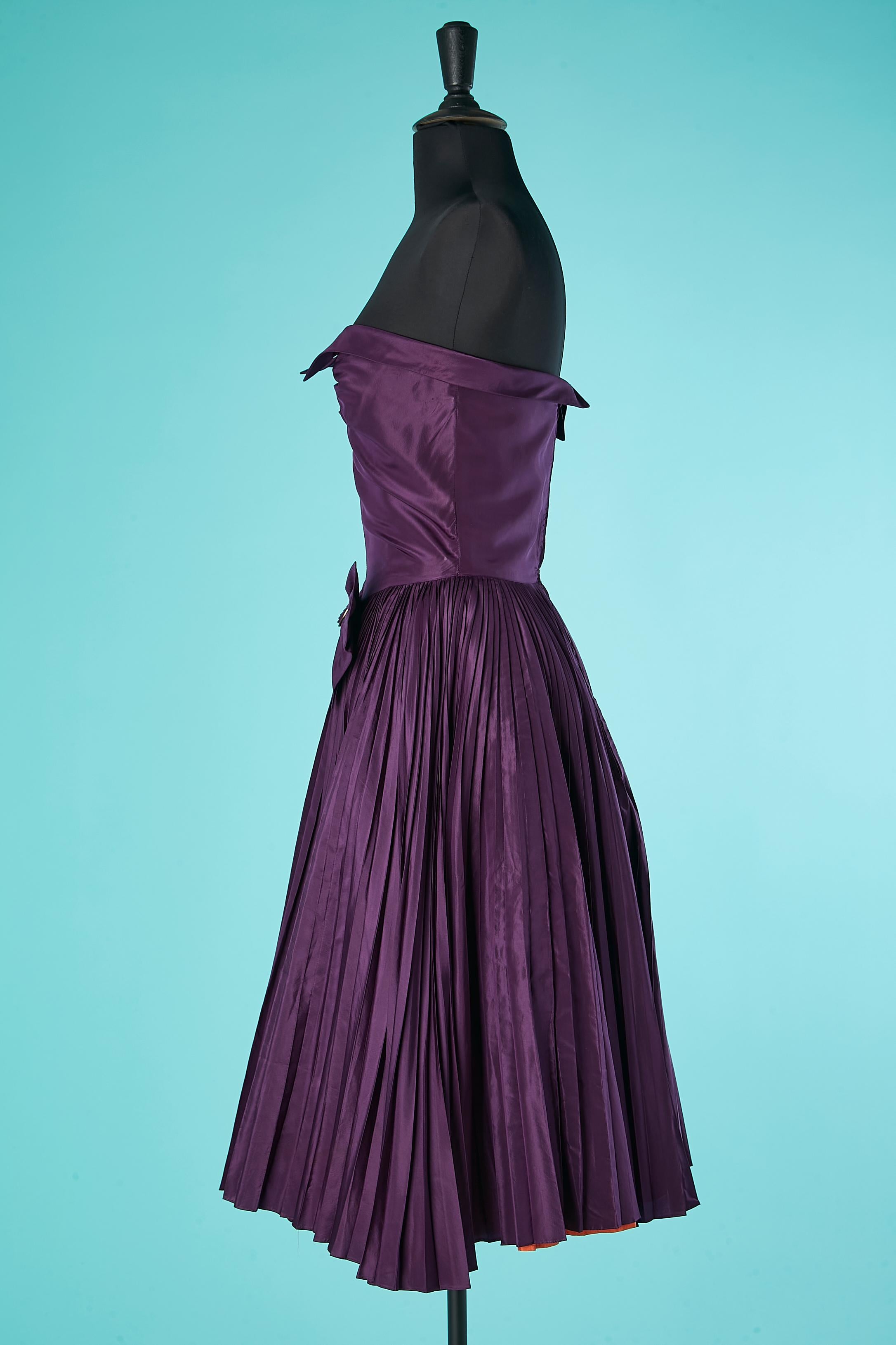 Purple silk bustier cocktail dress with pleated skirt Nina Ricci Haute-Boutique  For Sale 1