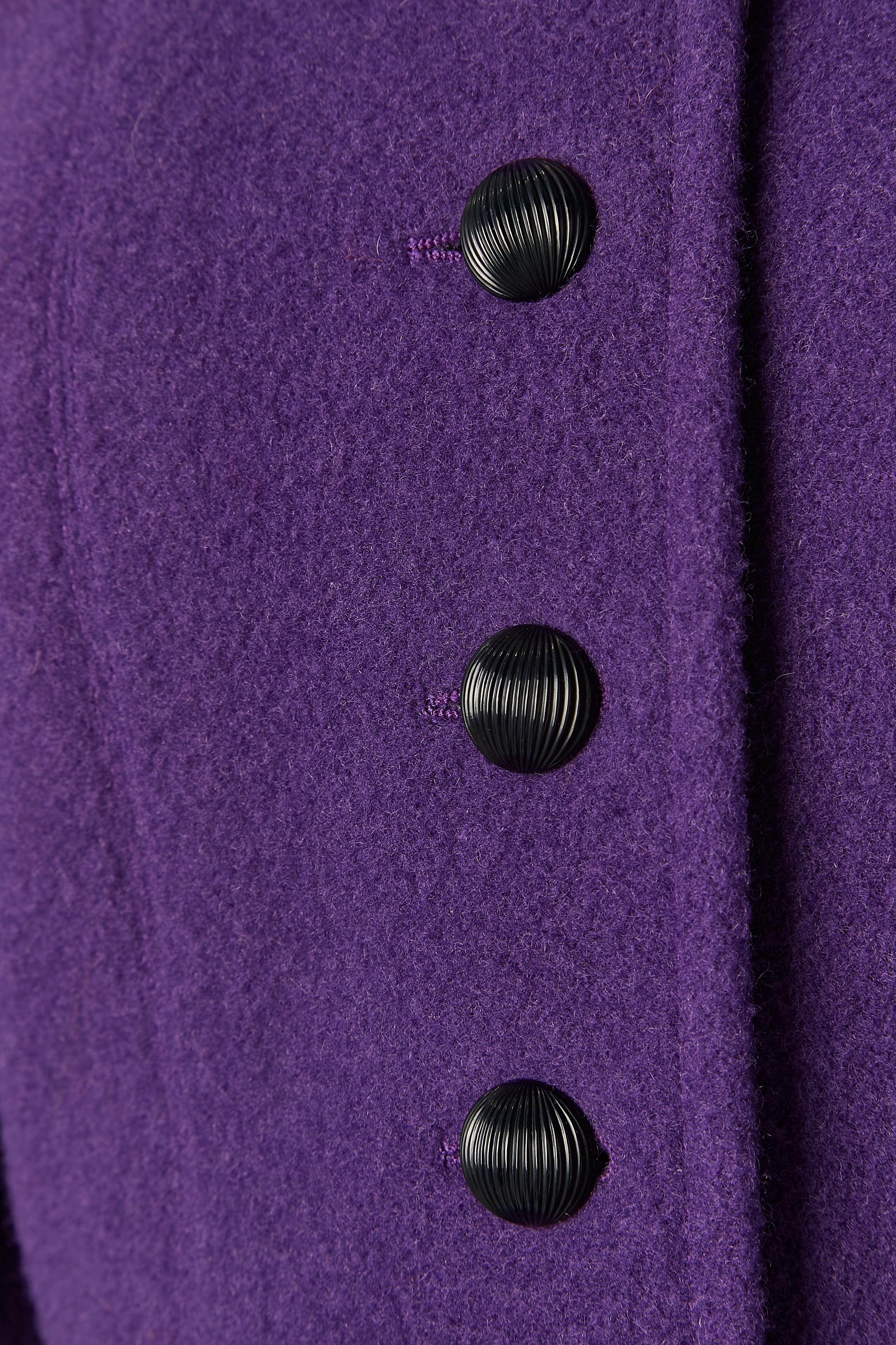 Cappotto monopetto viola con bottoni neri Saint Laurent Rive Gauche anni '70 In condizioni ottime in vendita a Saint-Ouen-Sur-Seine, FR