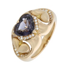 Purple Spinel and Diamond Heart Ring 18 Karat Collection by Niquesa
