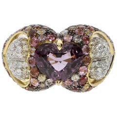 Purple Spinel and Diamond Heart Ring 18 Karat Yellow Gold Collection by Niquesa