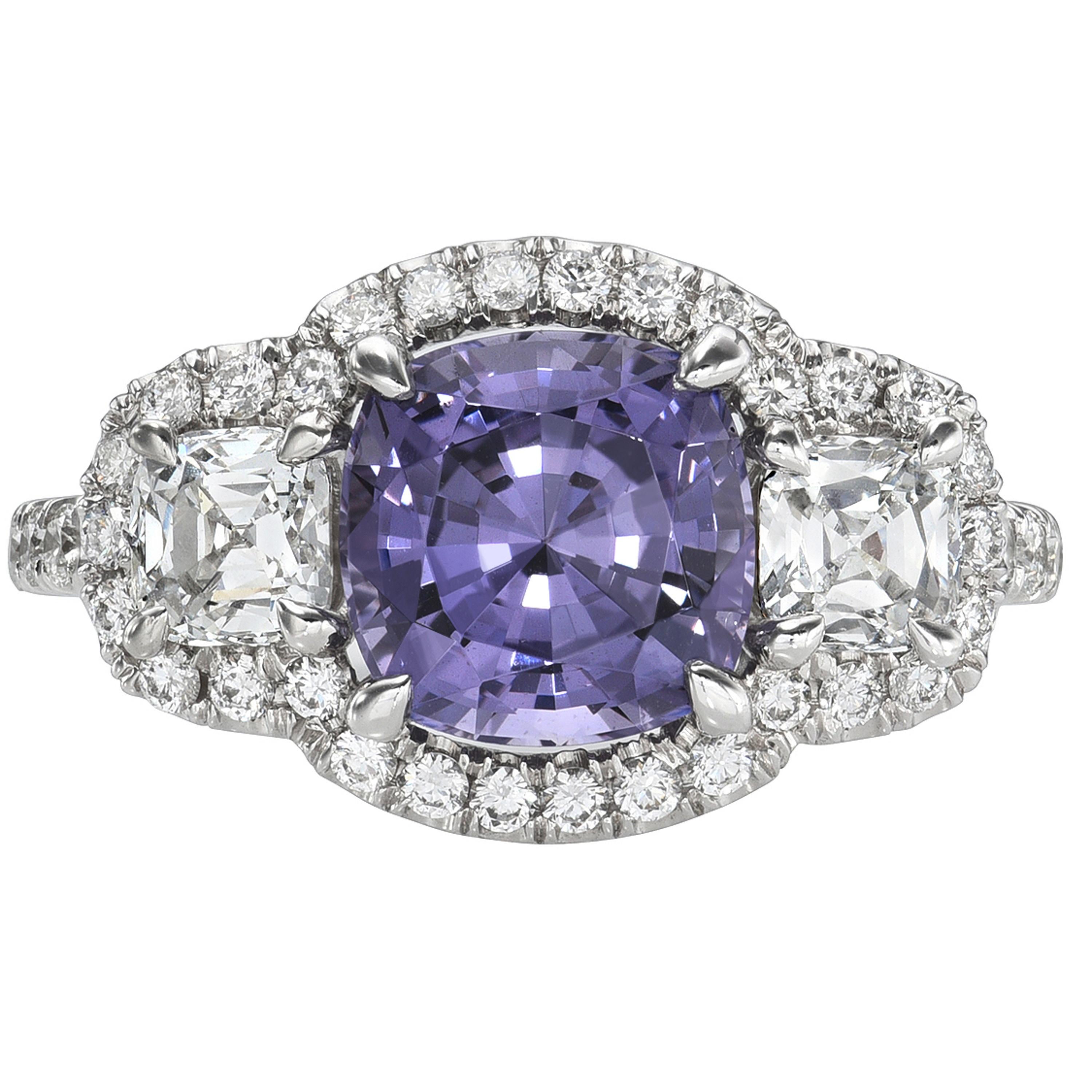 Lila Spinell Ring 2,30 Karat Kissenschliff natürlicher Lavendel - Schmuck Beverly Hills im Angebot 2