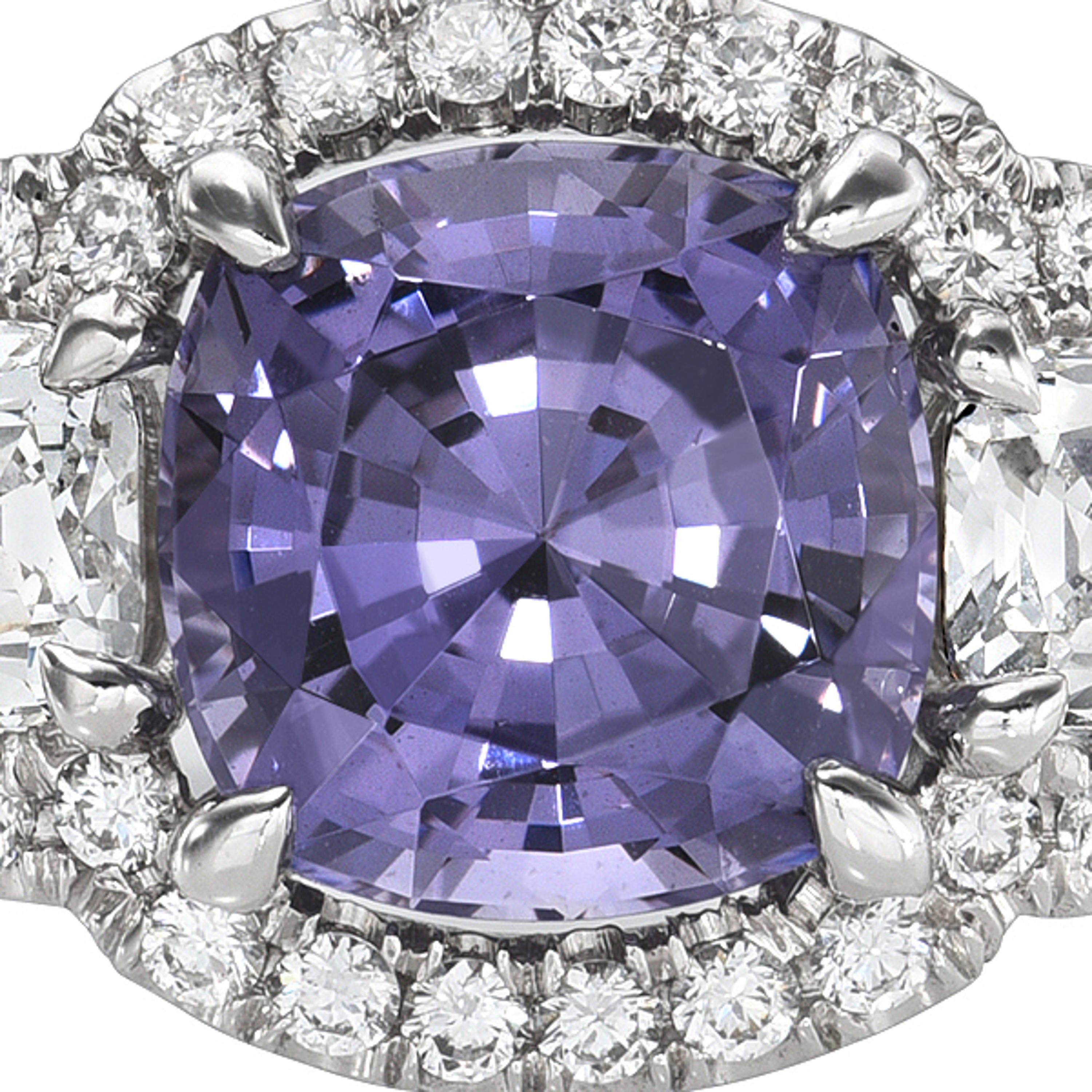 Lila Spinell Ring 2,30 Karat Kissenschliff natürlicher Lavendel - Schmuck Beverly Hills im Angebot 3
