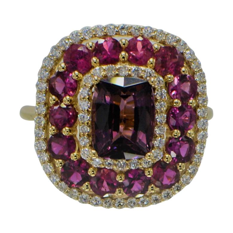 Purple Spinel Ring and Ruby, 14 Karat Rose Gold Cushion Shape Spinel 2.40 Carat