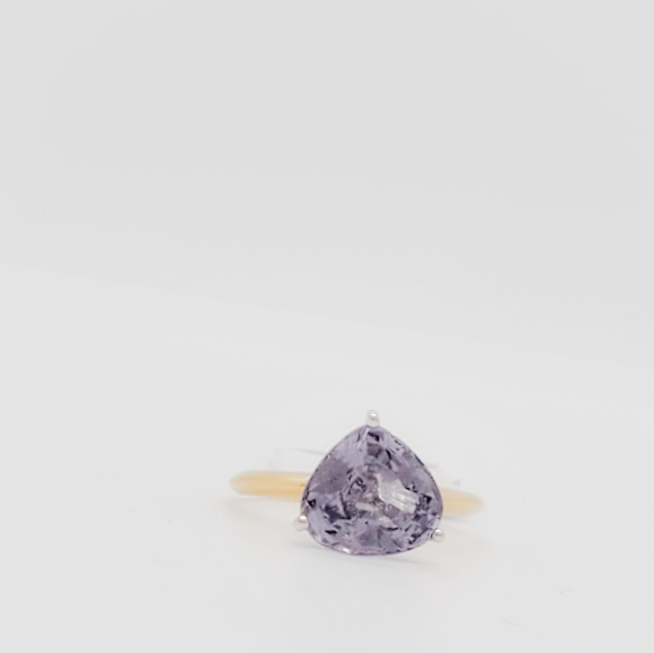 Purple Spinel Solitaire Ring in 14k White and Yellow Gold For Sale 1