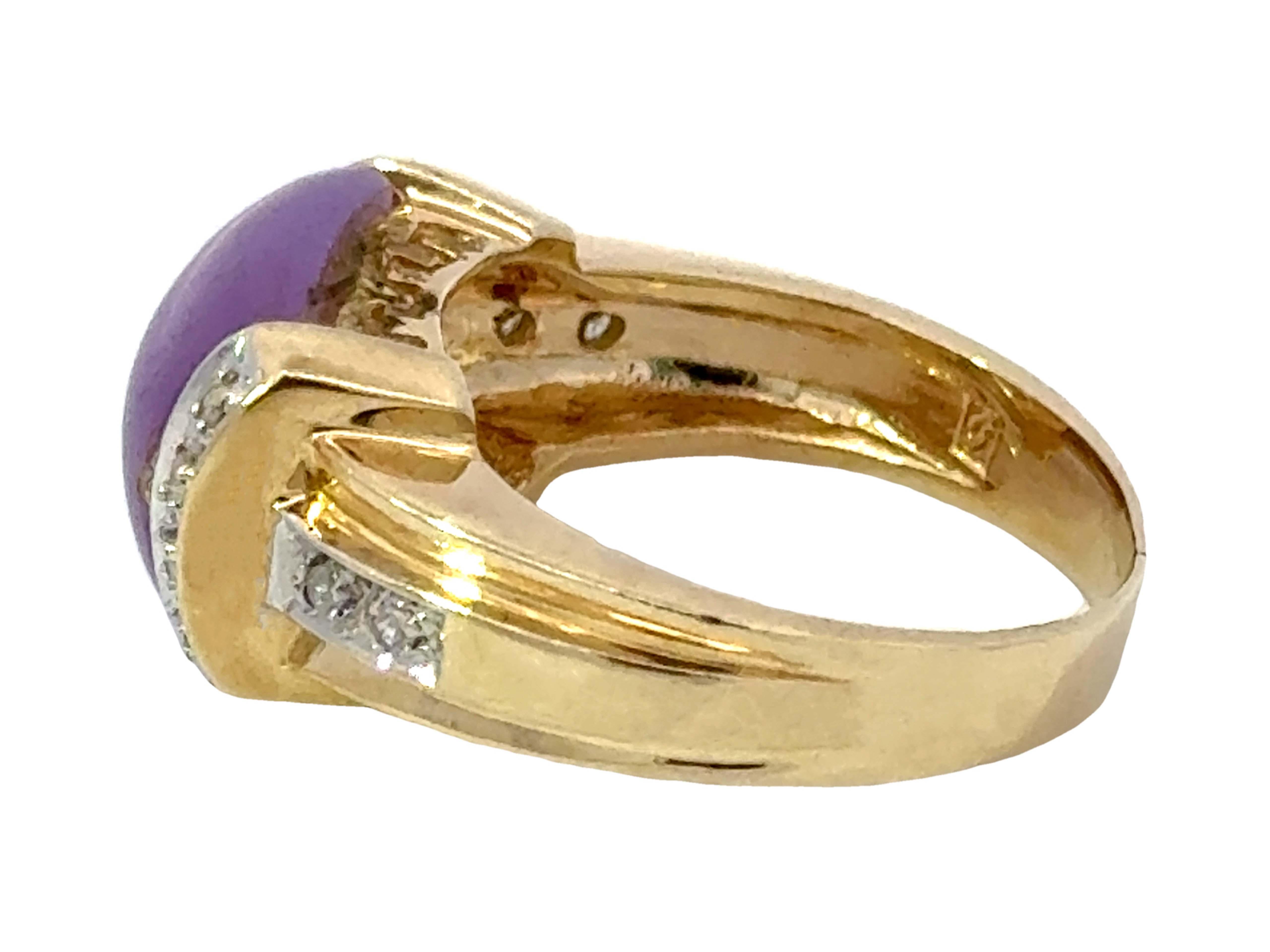 Bague en or jaune 14 carats avec cabochon carré violet et diamants Unisexe en vente