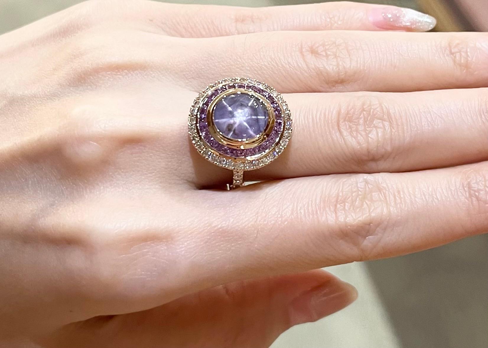 Ring mit lila Sternsaphir, lila Saphir und braunem Diamant aus 18 Karat Roségold (Zeitgenössisch) im Angebot