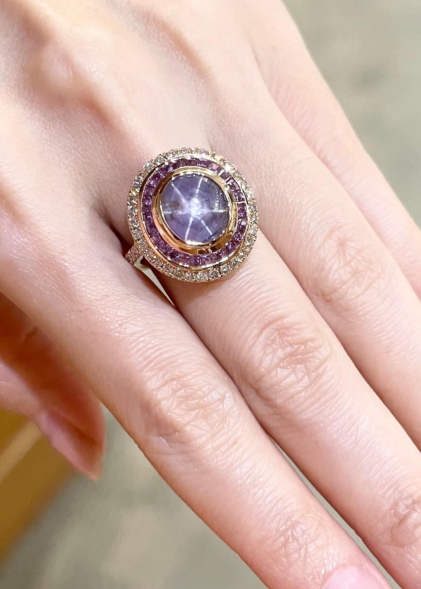 Ring mit lila Sternsaphir, lila Saphir und braunem Diamant aus 18 Karat Roségold (Cabochon) im Angebot