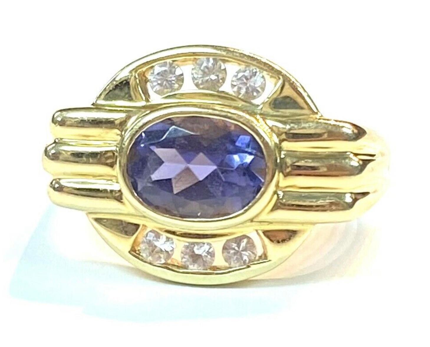 Purple Tanzanite 14K Yellow Gold and Diamond Ring In Excellent Condition For Sale In Bradenton, FL