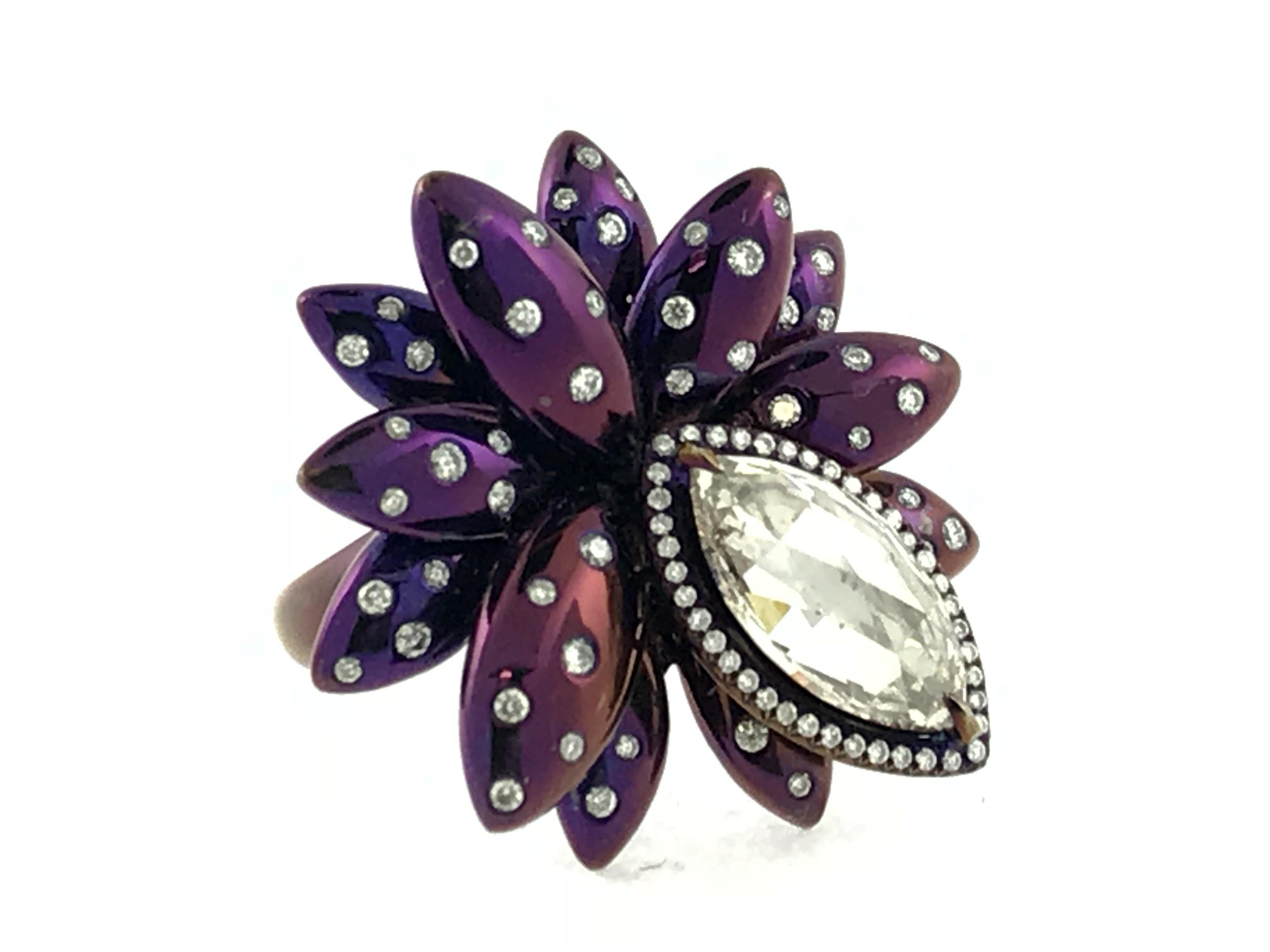 18kt  Gold and Titanium Flower Ring with Marquise Diamond In New Condition For Sale In Beverly Hills, CA