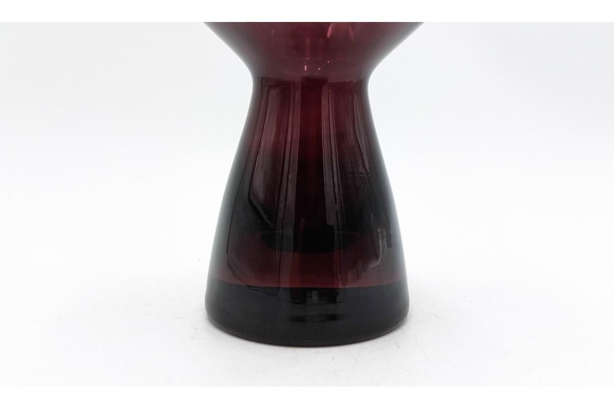 Mid-Century Modern Vase violet de Marita Voigt, Harzkristall Derenburg, Allemagne, 1970