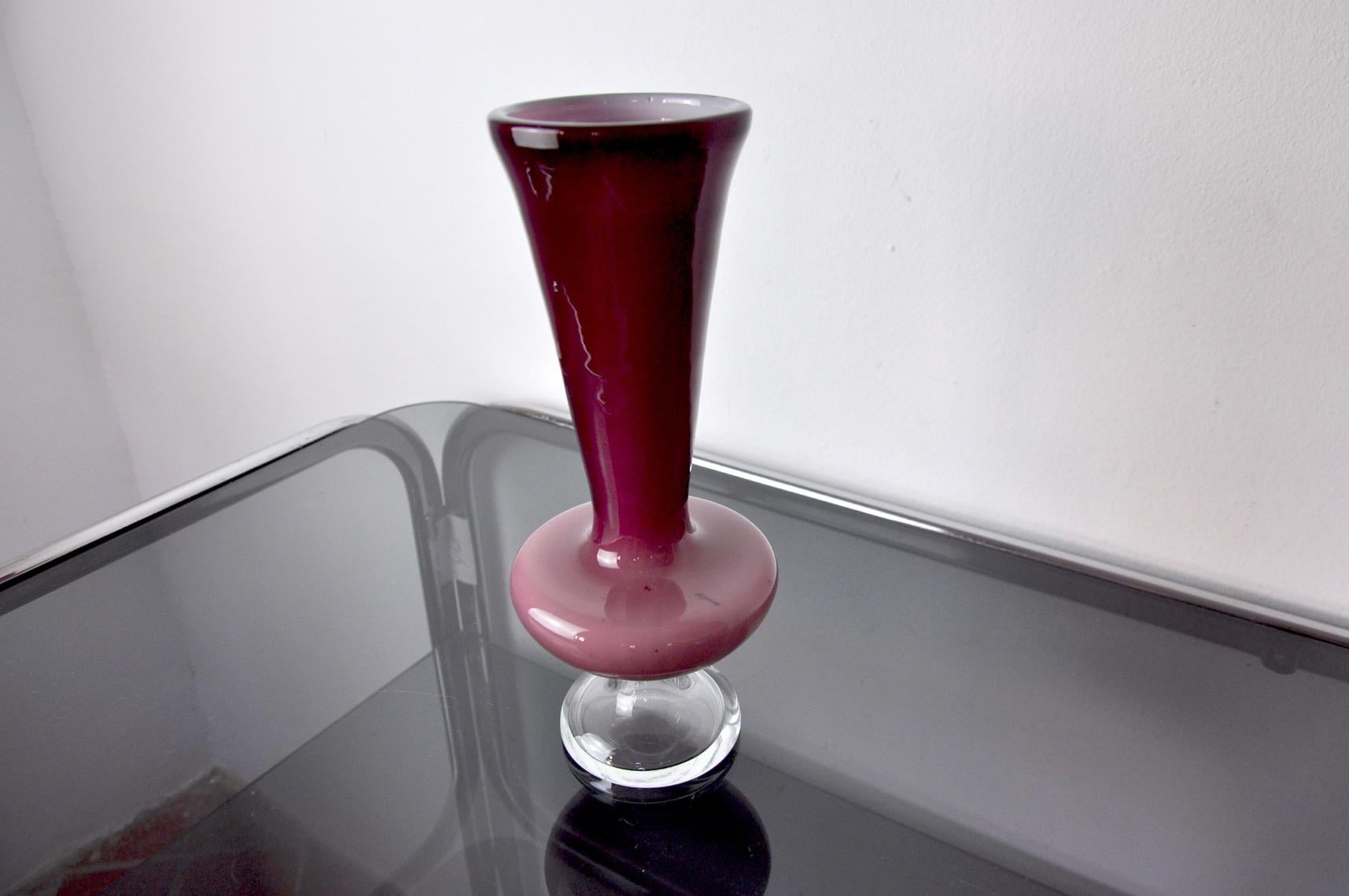 Purple Vase in Murano Glass, Italy, 1980 In Good Condition For Sale In BARCELONA, ES
