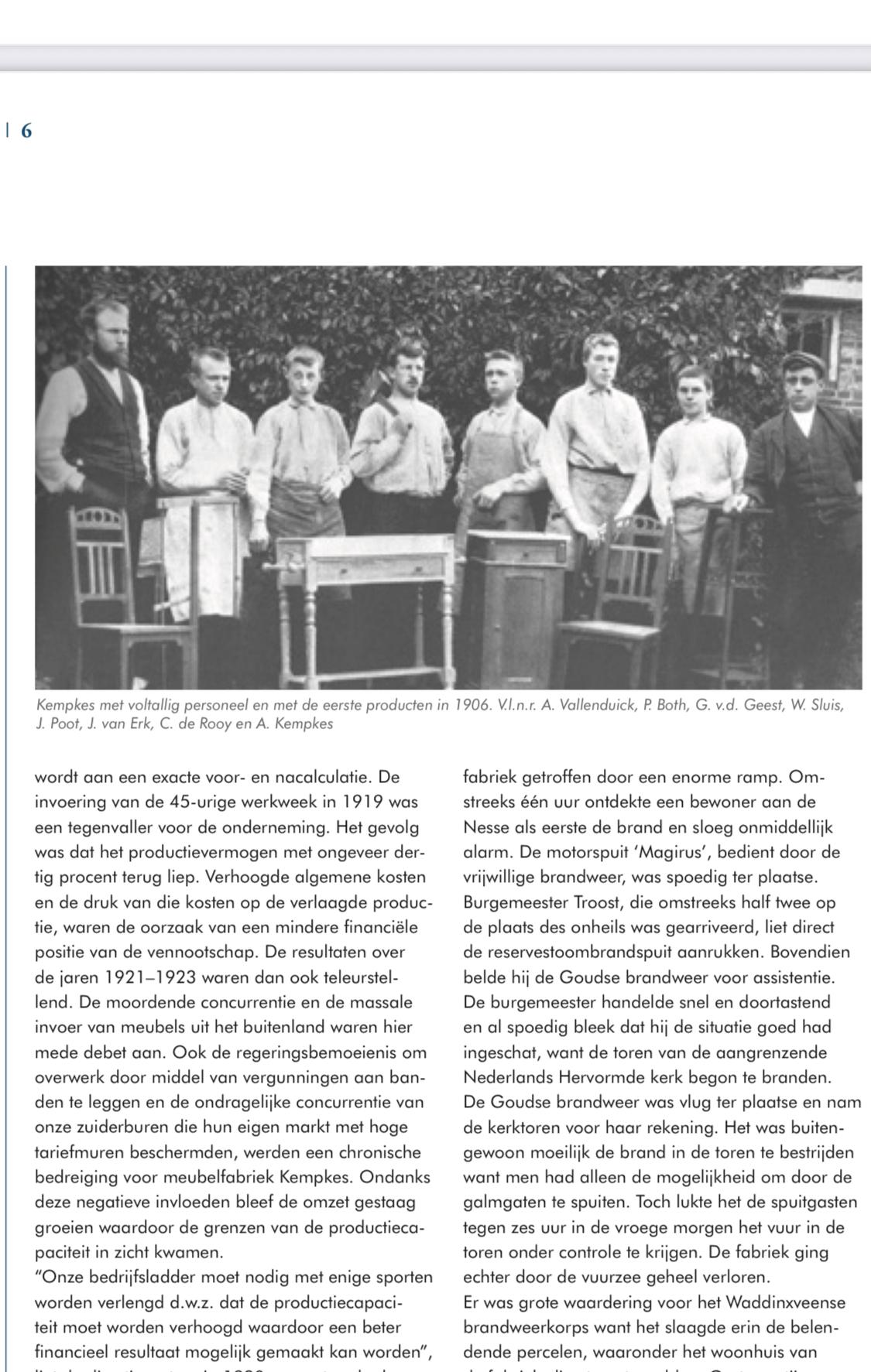 Sillón Art Decó de terciopelo morado y madera, Francia Años 30 en venta 7