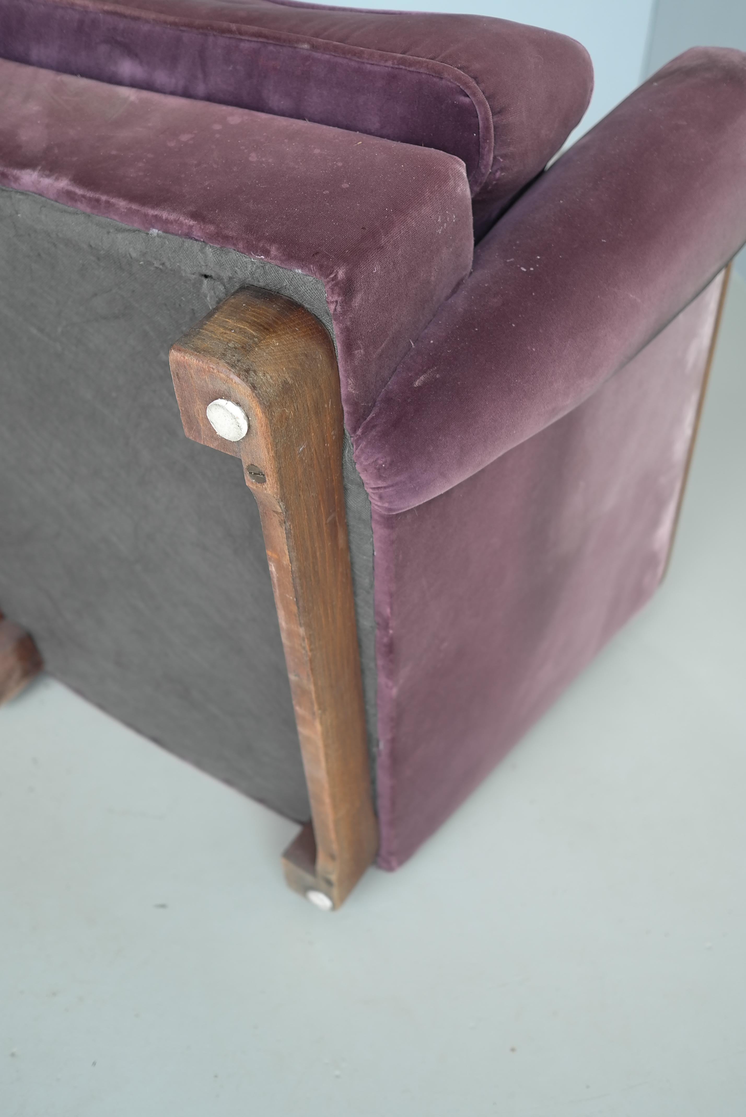 Purple Velvet and Wooden Art Deco Lounge Chair, France 1930's For Sale 4