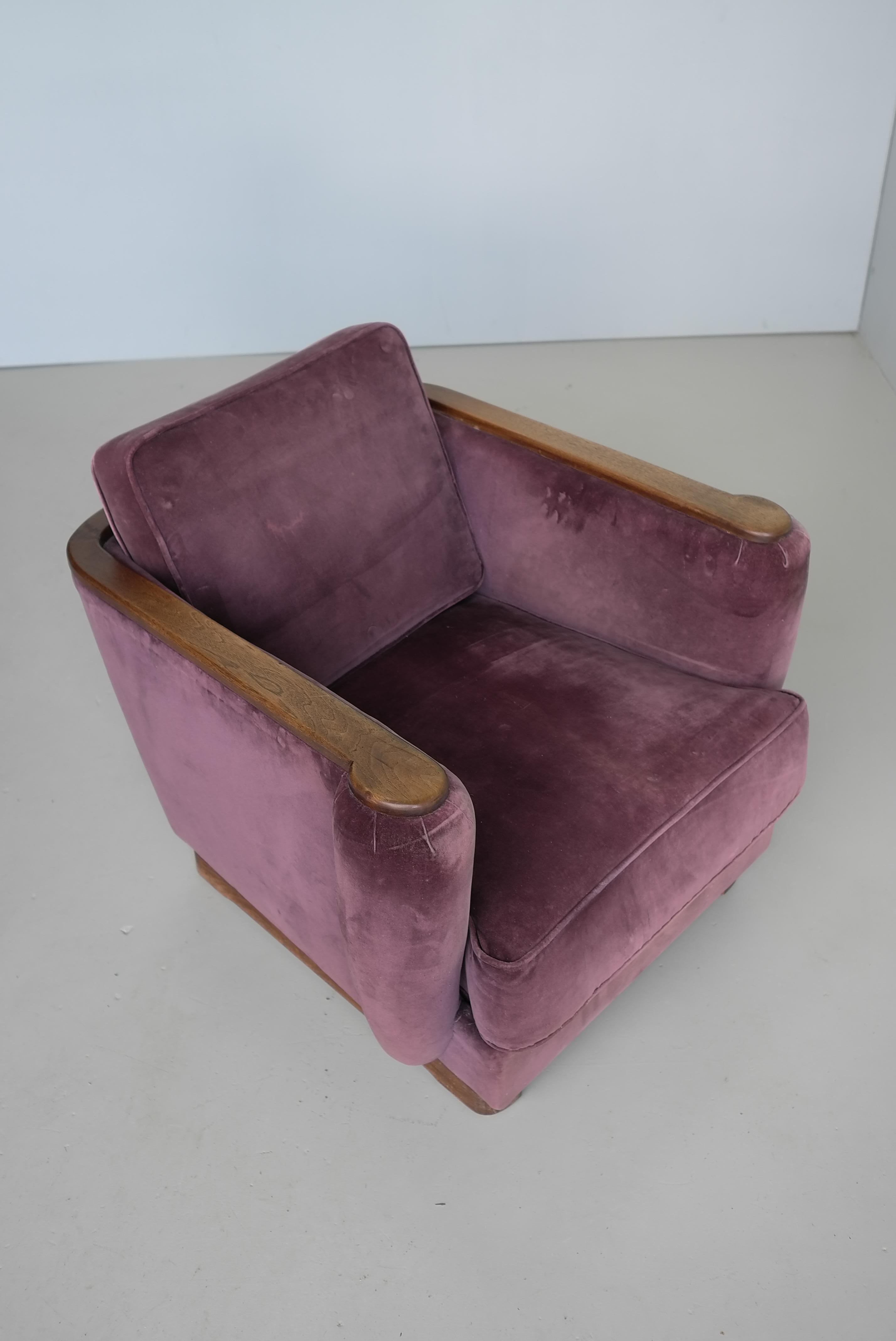 Purple Velvet and Wooden Art Deco Lounge Chair, France 1930's For Sale 5