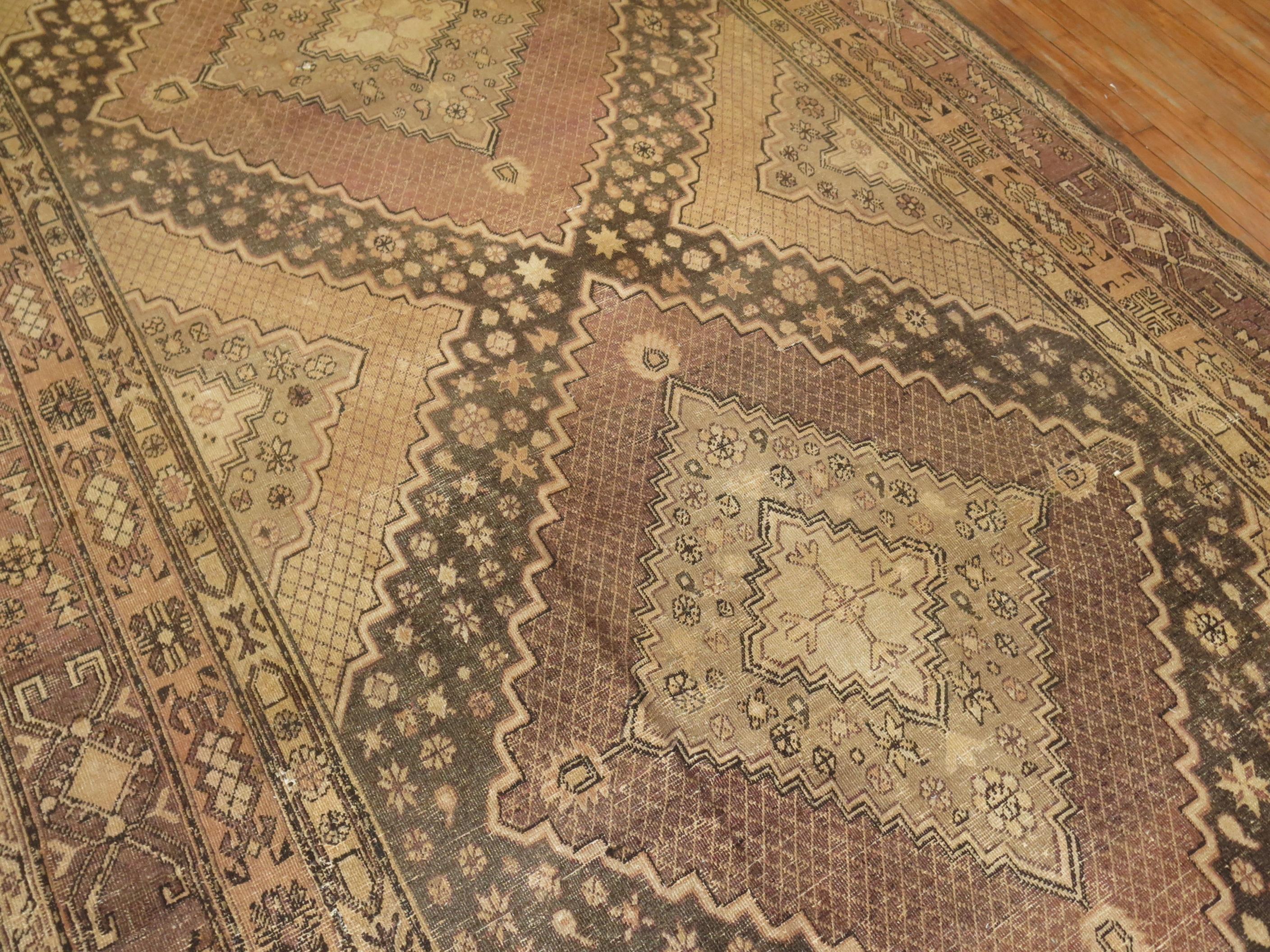 Vintage Khotan-Teppich in Violett im Angebot 4