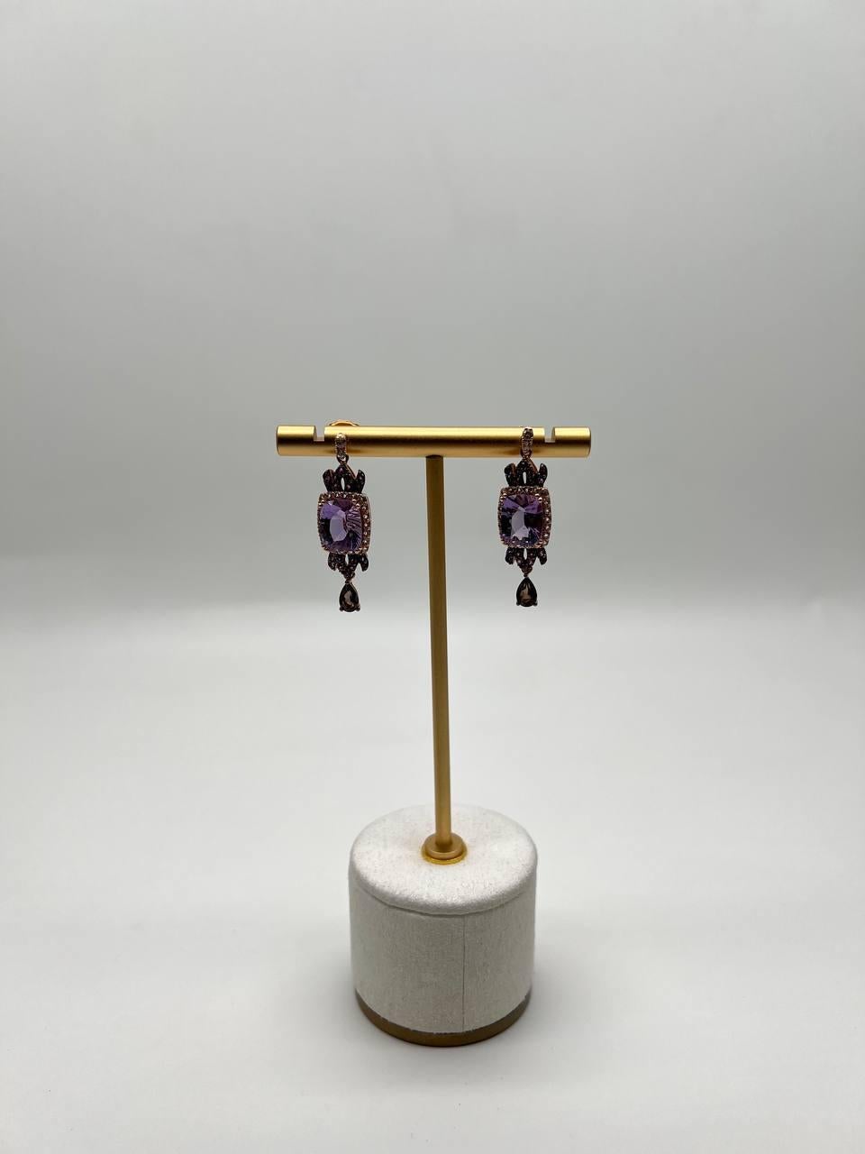 Orecchini a goccia in oro rosa 14 carati con diamante e ametista viola. in vendita 1