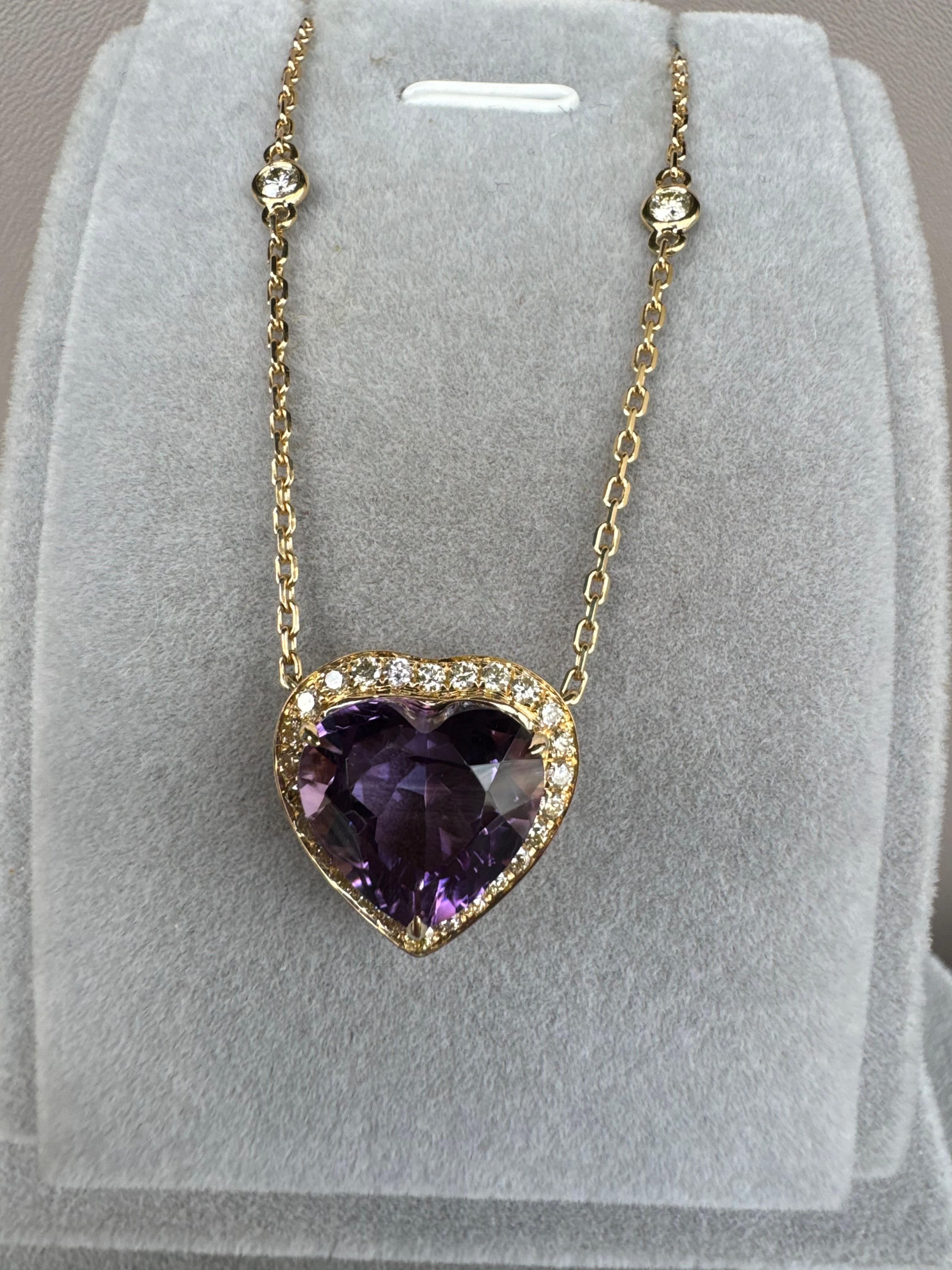 Women's or Men's Purple Violet Amethyst Heart Shape Cut Diamond Halo 18K Gold Pendant Necklace For Sale