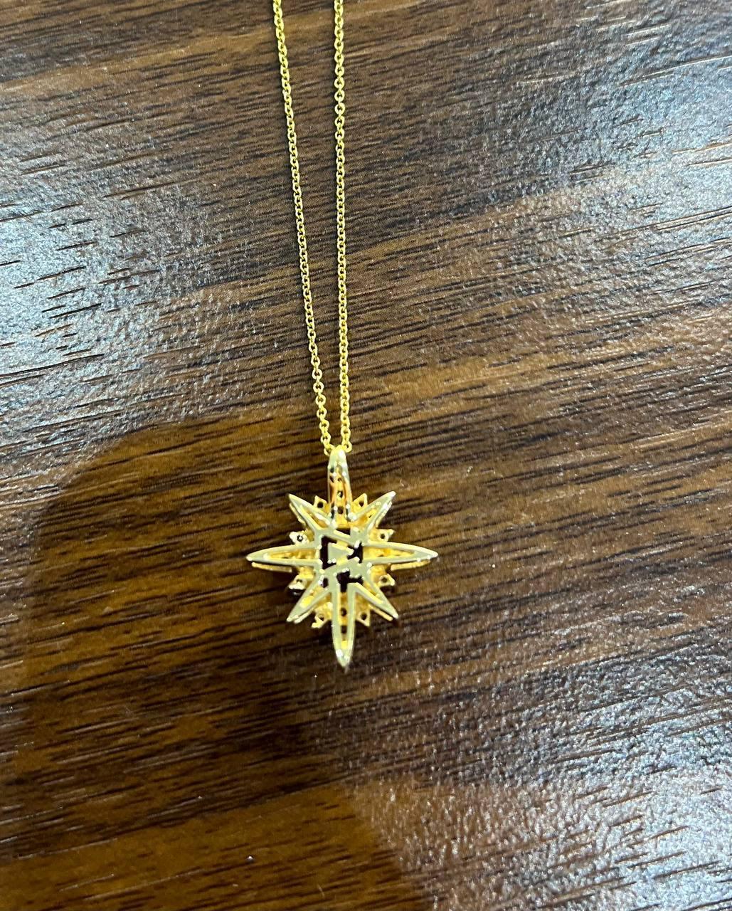 Purple Violet Amethyst Starburst Compass Diamonds Yellow Gold Pendant Necklace In New Condition For Sale In Oakton, VA