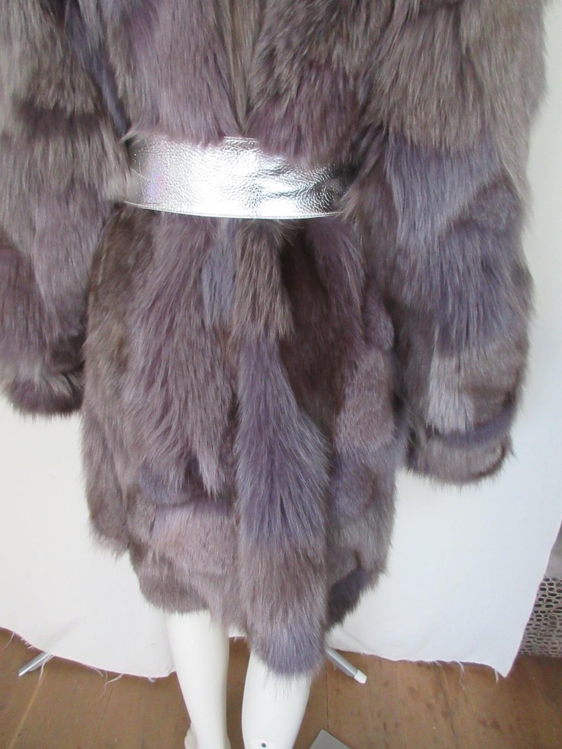 Purple Violet Fox Fur coat For Sale 2
