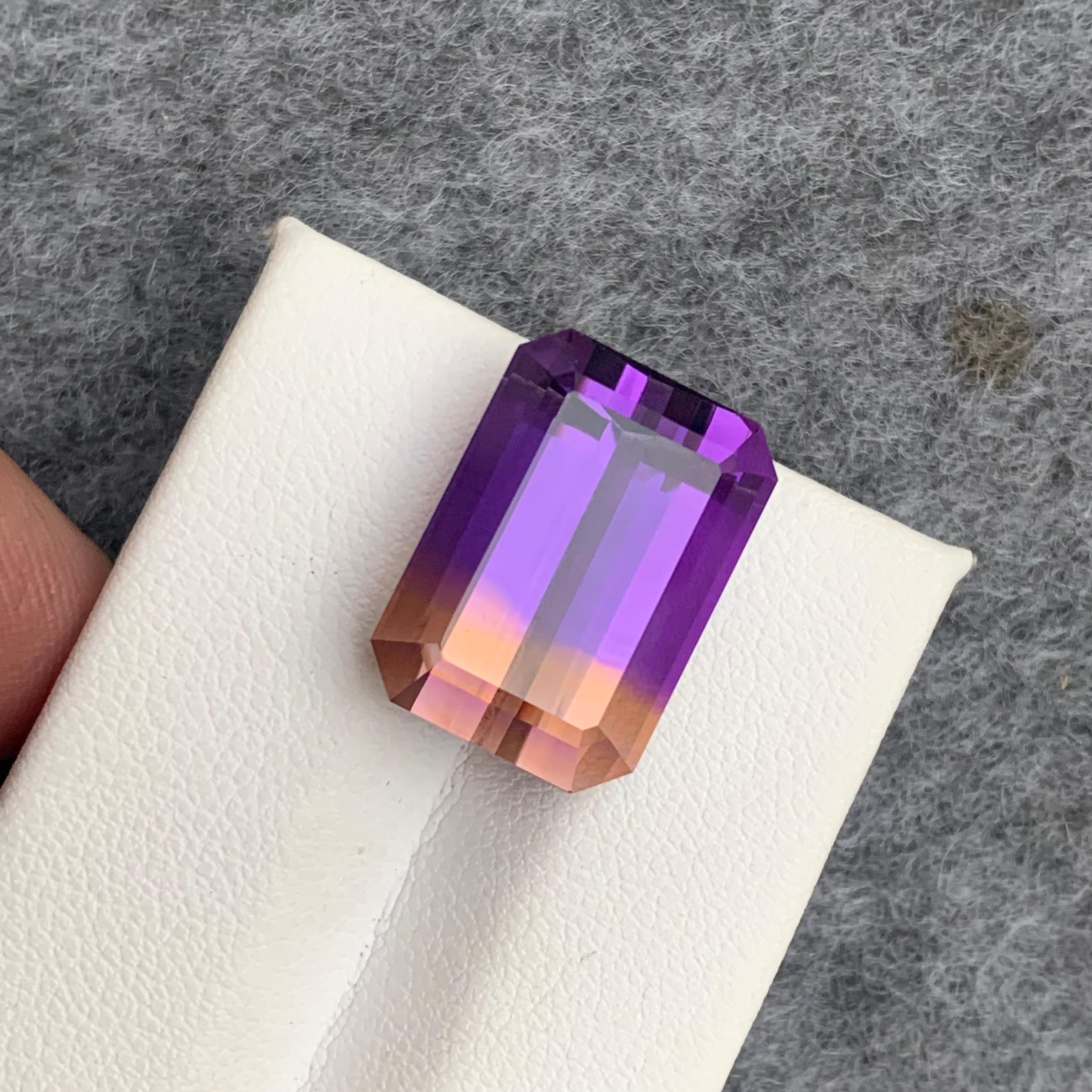 Purple Yellow 17.80 Carat Loose Ametrine Emerald Shape from Bolivia In New Condition For Sale In Peshawar, PK