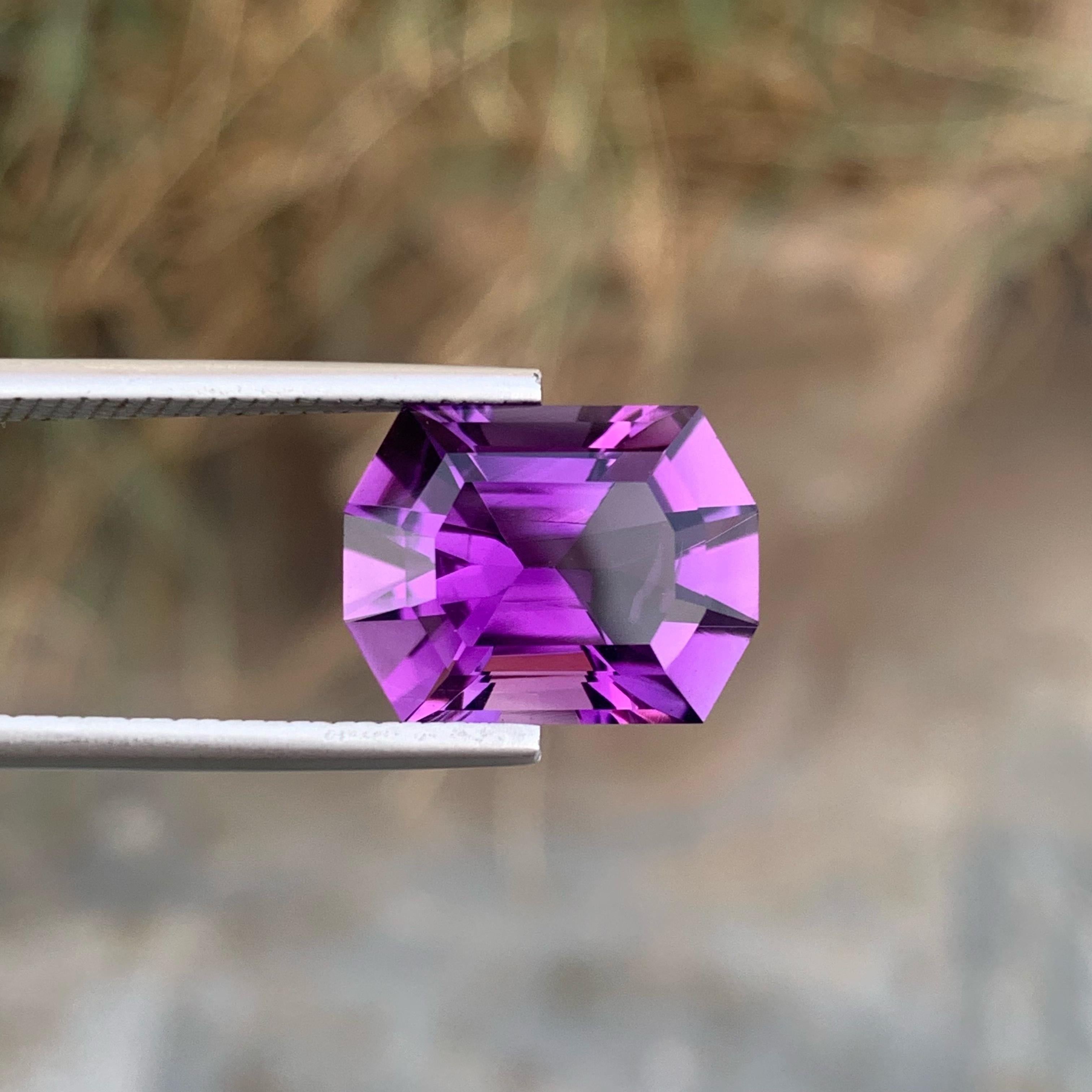 Lila Amethyst 8,10 Karat benutzerdefinierte Präzisionsschliff natürlichen brasilianischen Edelstein (Gemischter Schliff) im Angebot