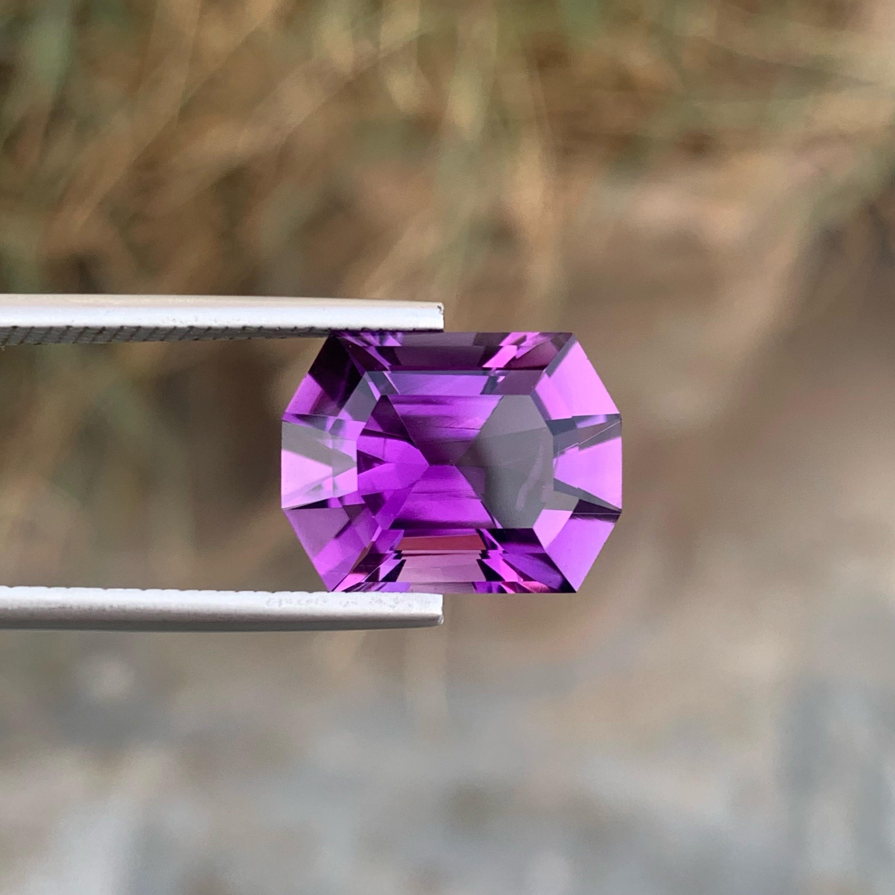 Mixed Cut Purplish Amethyst 8.10 carats Custom Precision Cut Natural Brazilian Gemstone For Sale