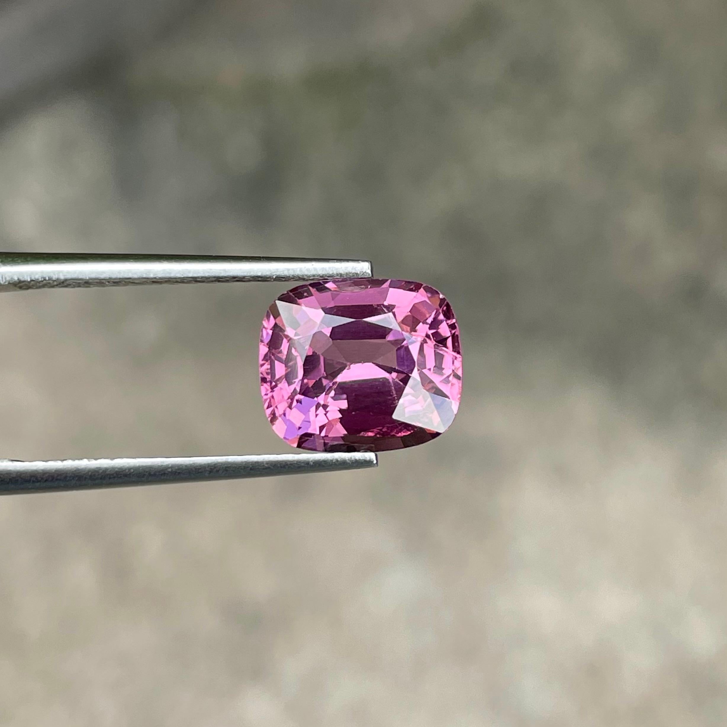 Modern Purplish Pink Loose Burmese Spinel 3.75 carats Step Cushion Cut Natural Gemstone For Sale
