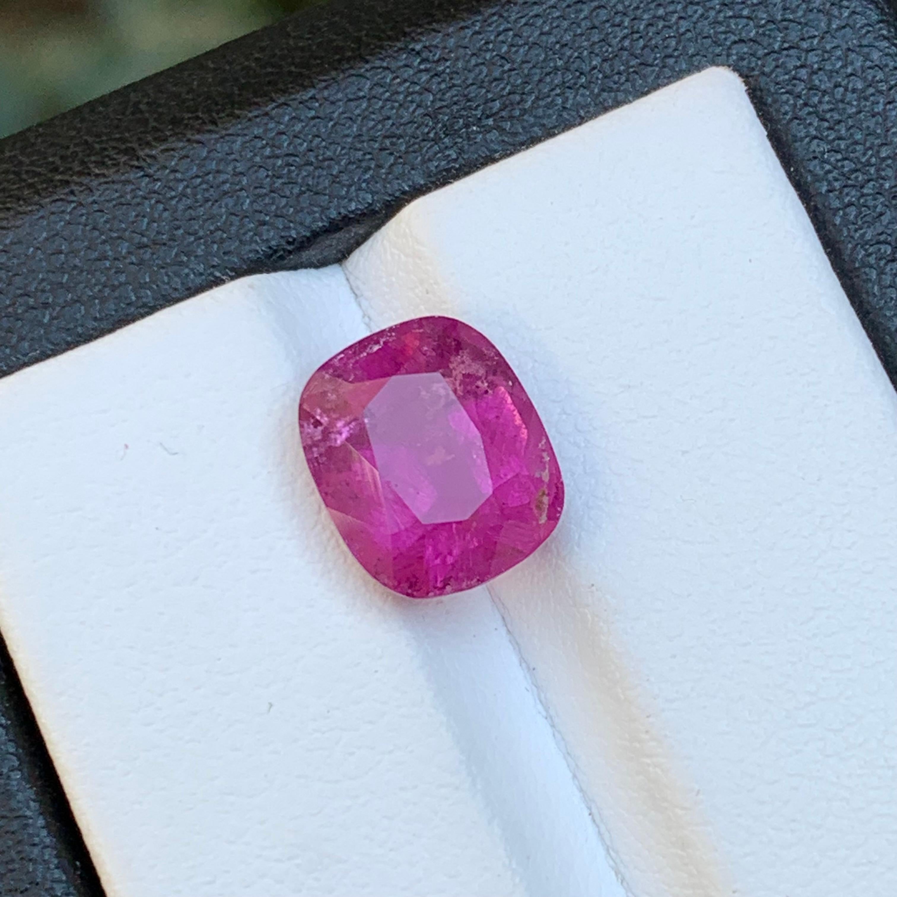 Lila rosa natürlichen Rubellit Turmalin Ring lose Edelstein 4,50 Ct Cushion für Damen oder Herren im Angebot