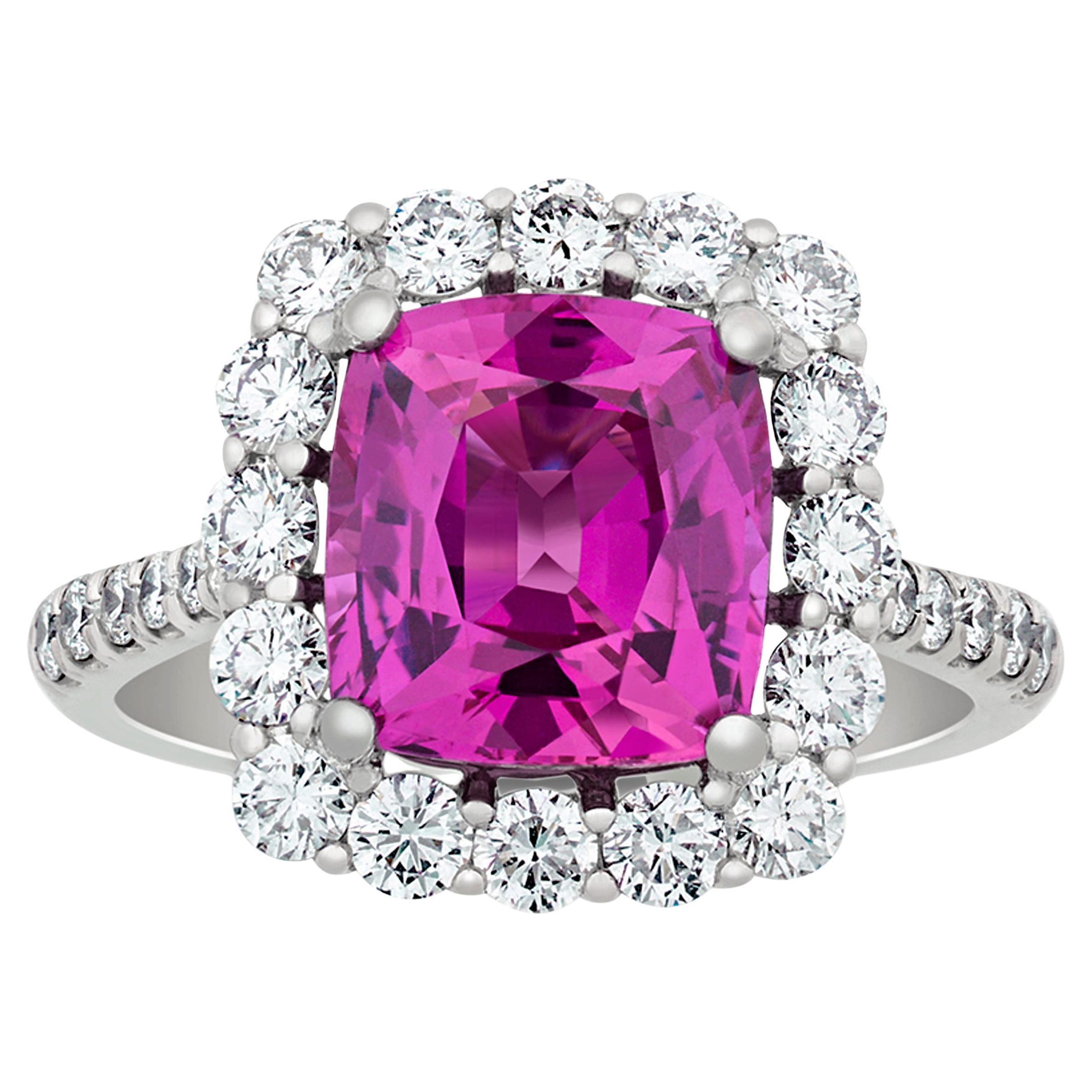 Bague en saphir rose violacé, 4,41 carats