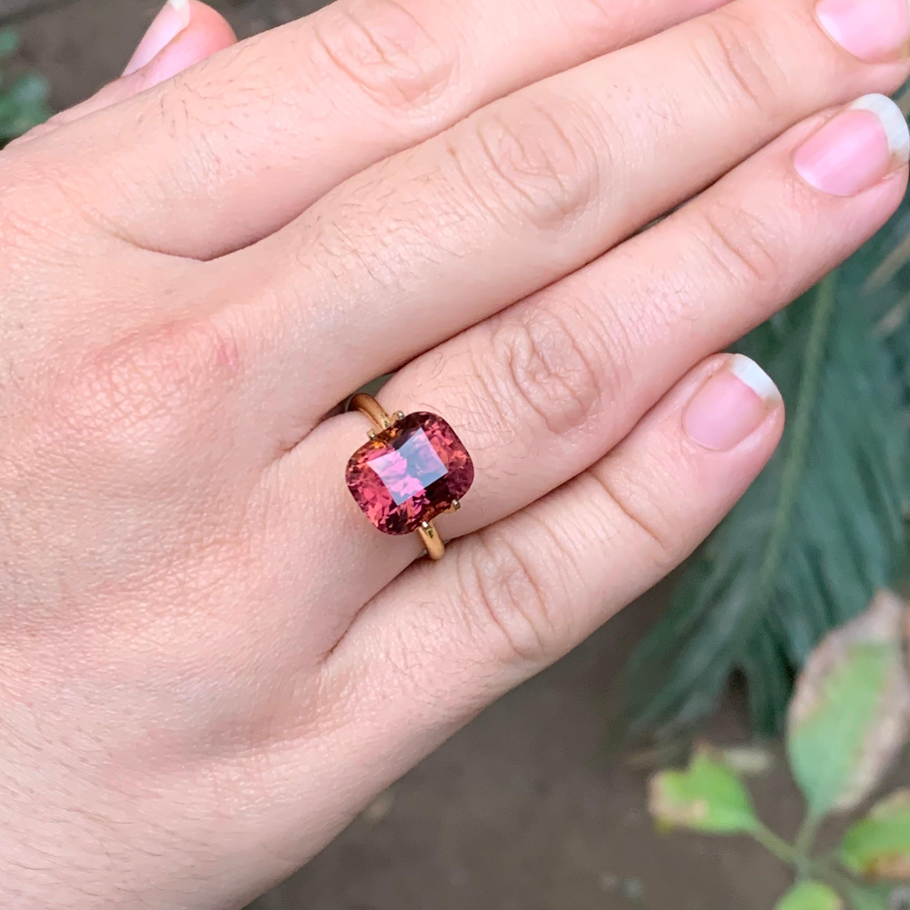 Tormalina rosa violacea da 6,95 carati con taglio a cuscino, gemma naturale sfusa per anello in vendita 2