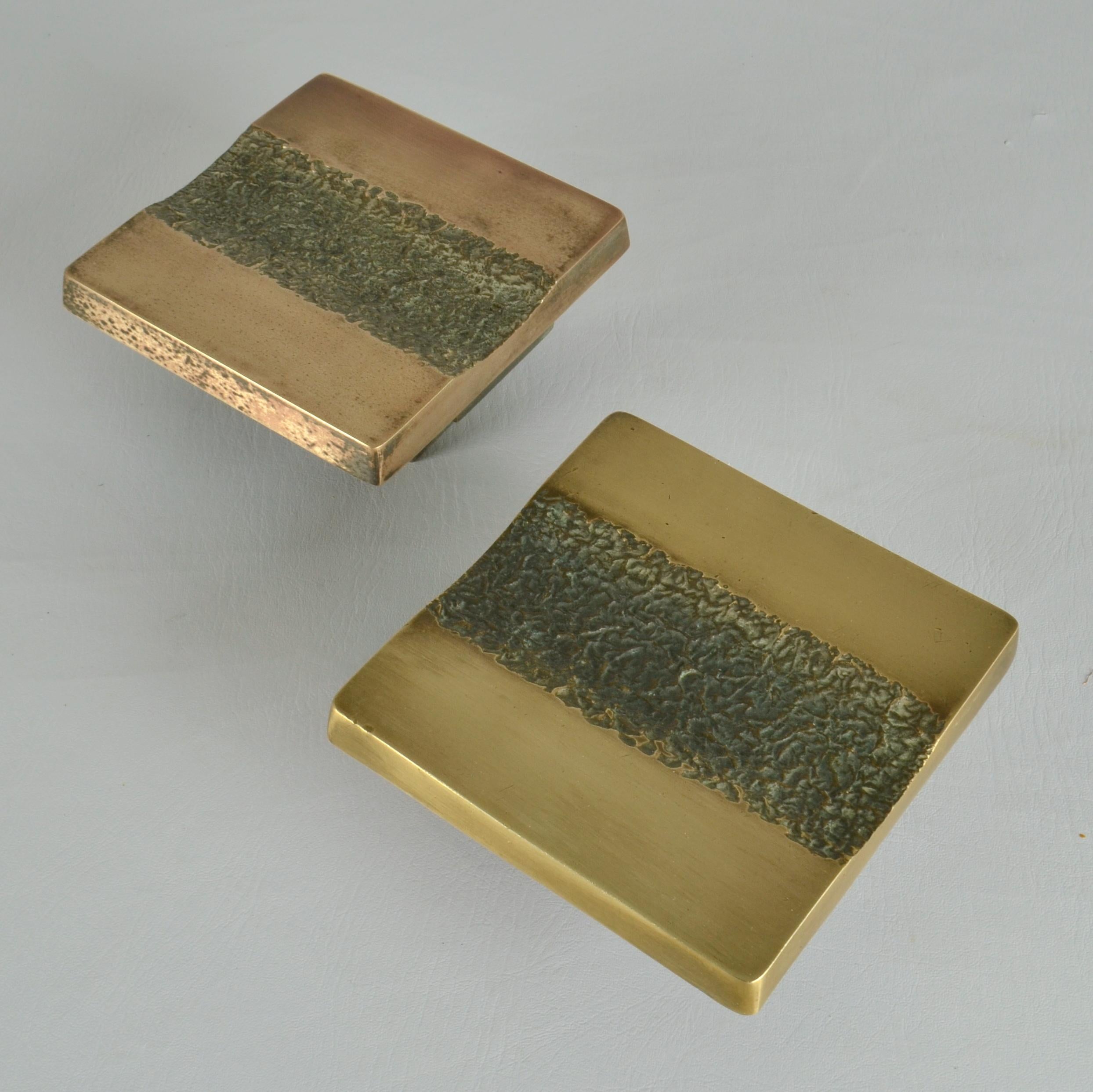 Mid-Century Modern Architectural Push and Pull Bronze Door Handle Square part with Relief For Sale