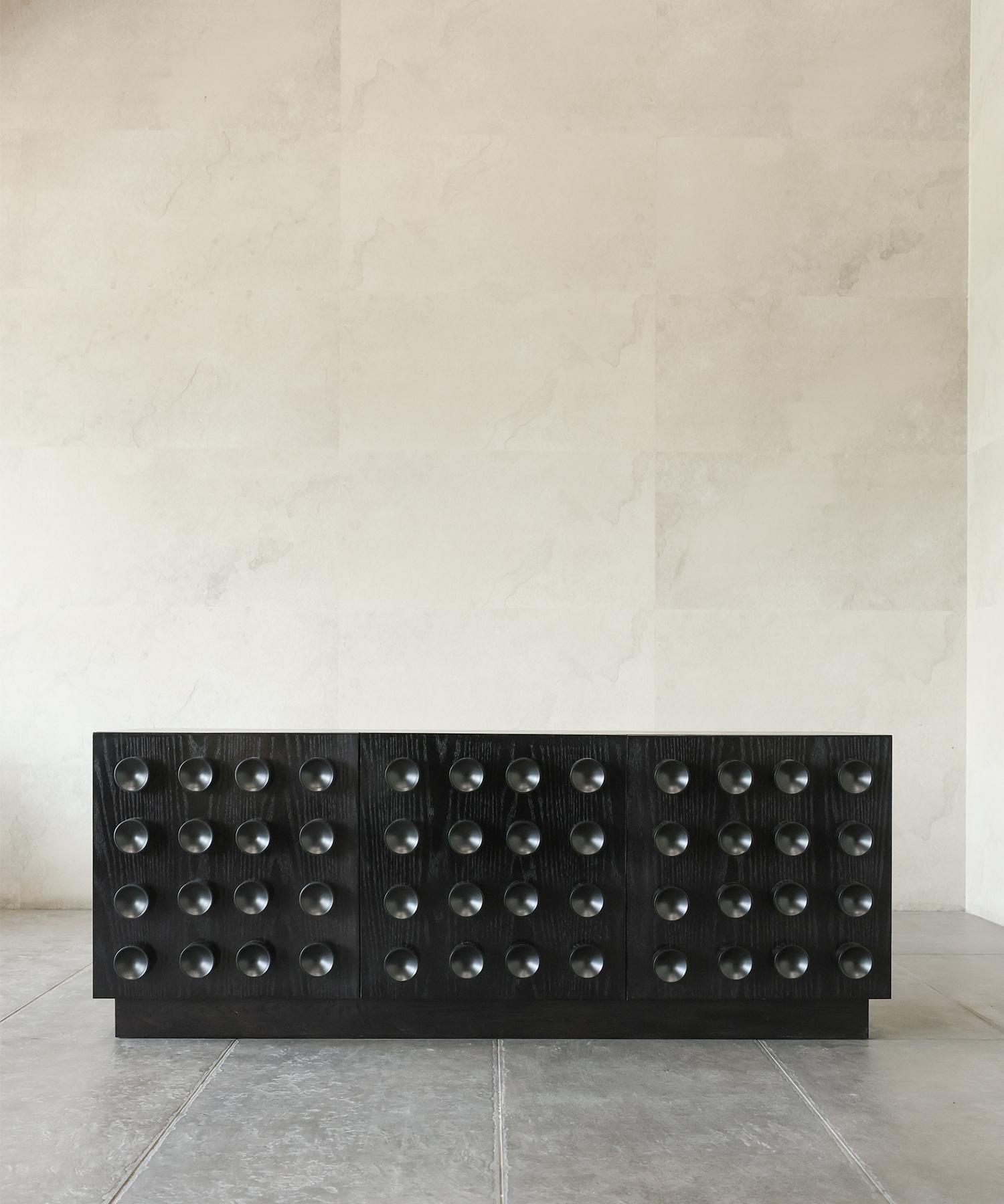 PUSH MY CREDENZA TABLE - Black Oak Glaze SHO MODERN In New Condition For Sale In Laguna Niguel, CA