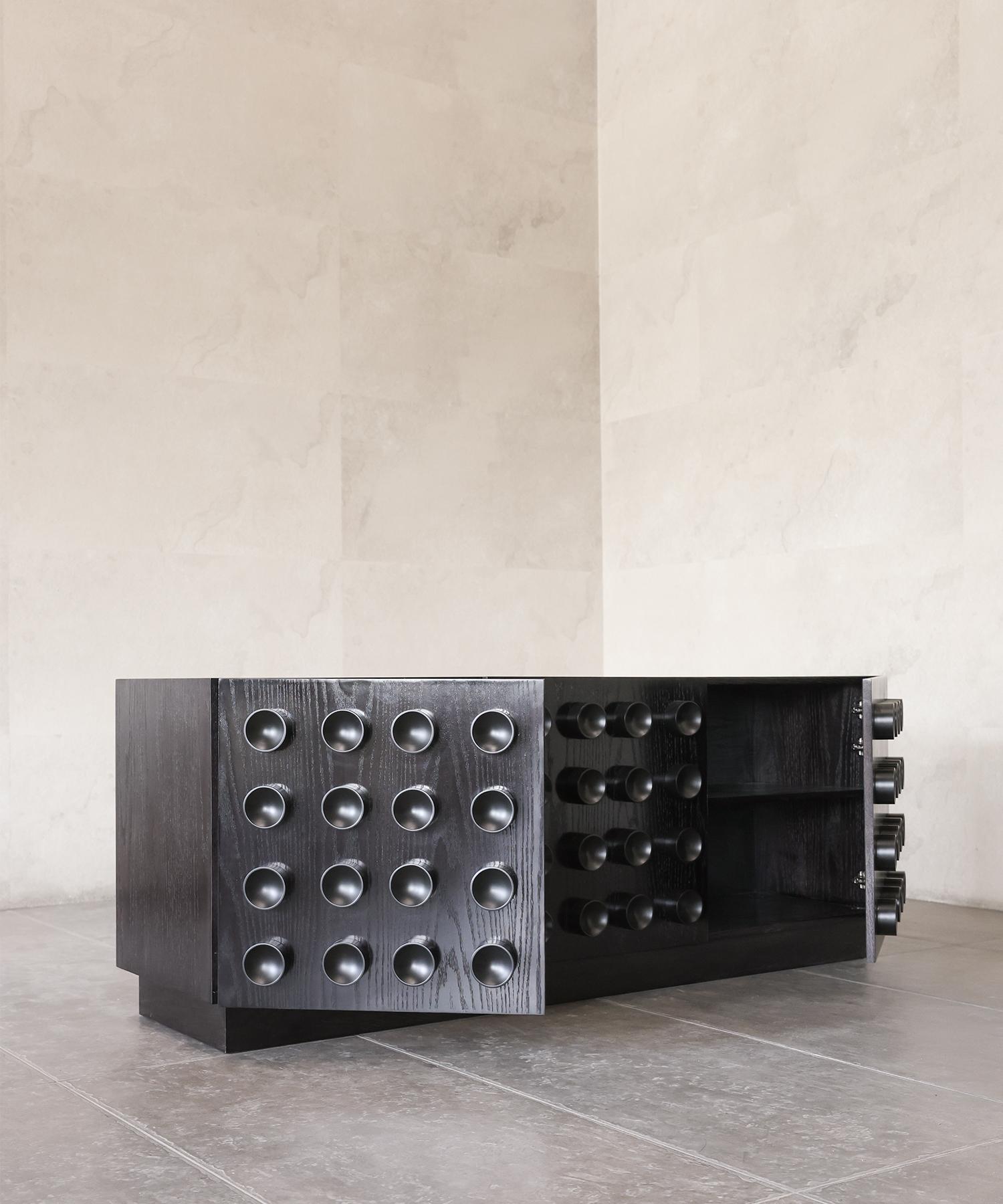PUSH MY CREDENZA TABLE - Black Oak Glaze SHO MODERN For Sale 2