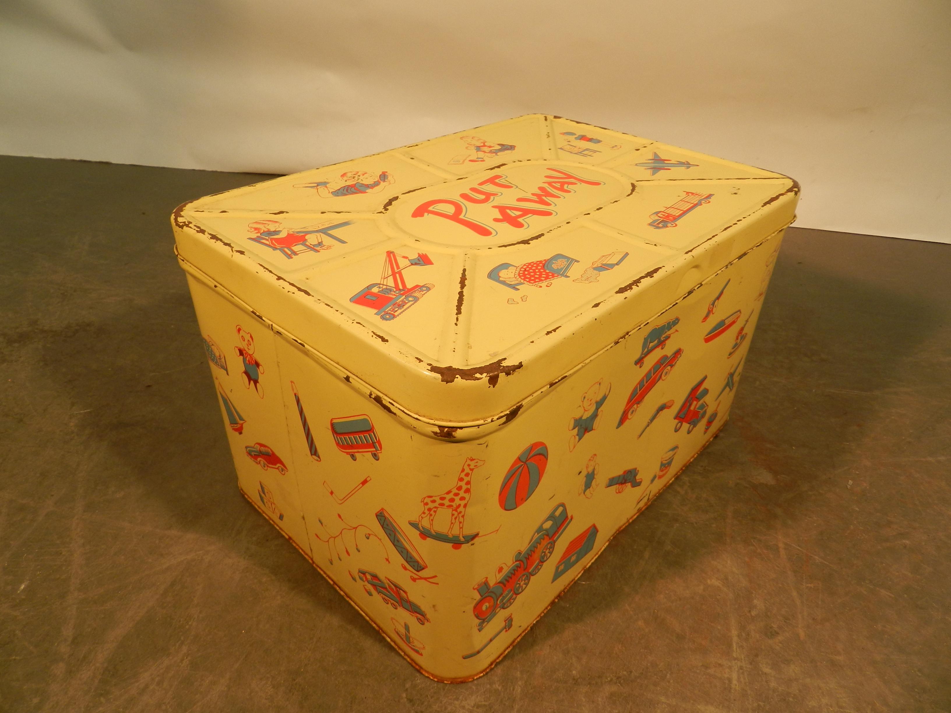 Canadian Putaway, Vintage Toy Chest in Lacquered Metal, circa 1960 For Sale