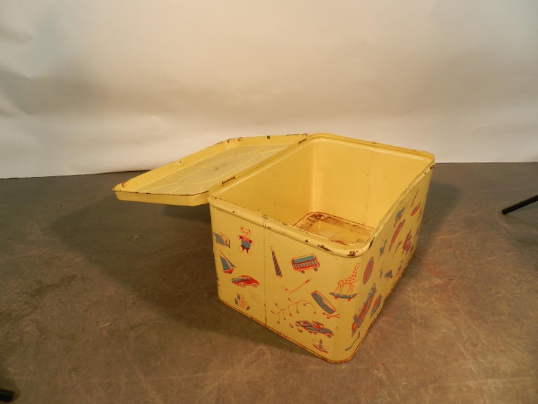 Putaway, Vintage Toy Chest in Lacquered Metal, circa 1960 For Sale at